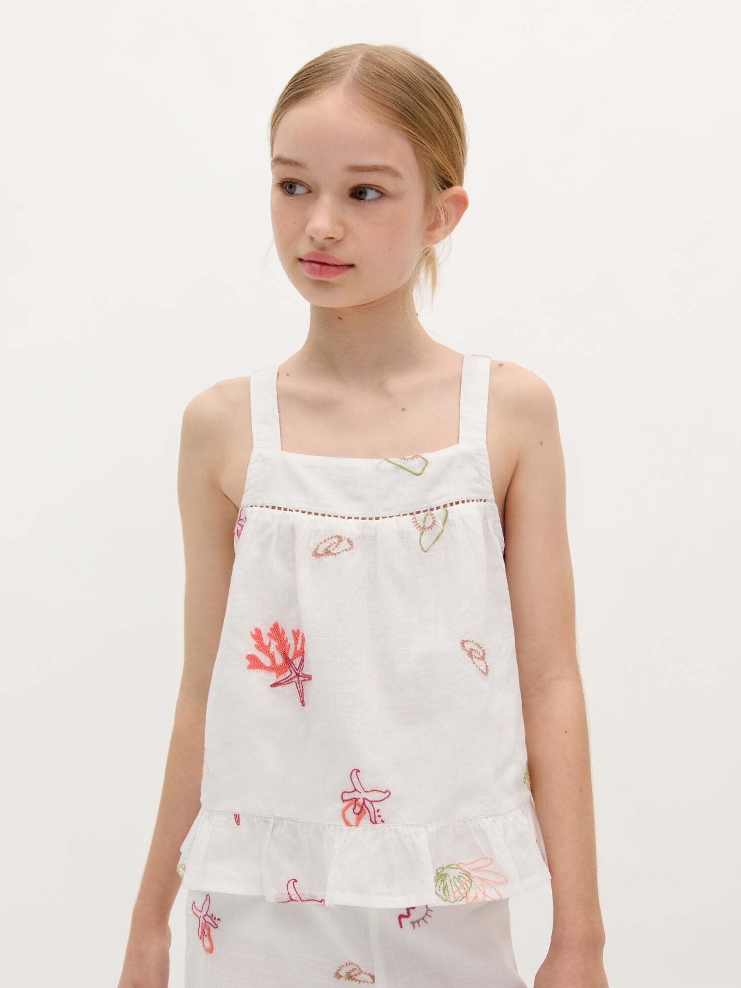 Thumbnail - Scalpers Funny Top Girls