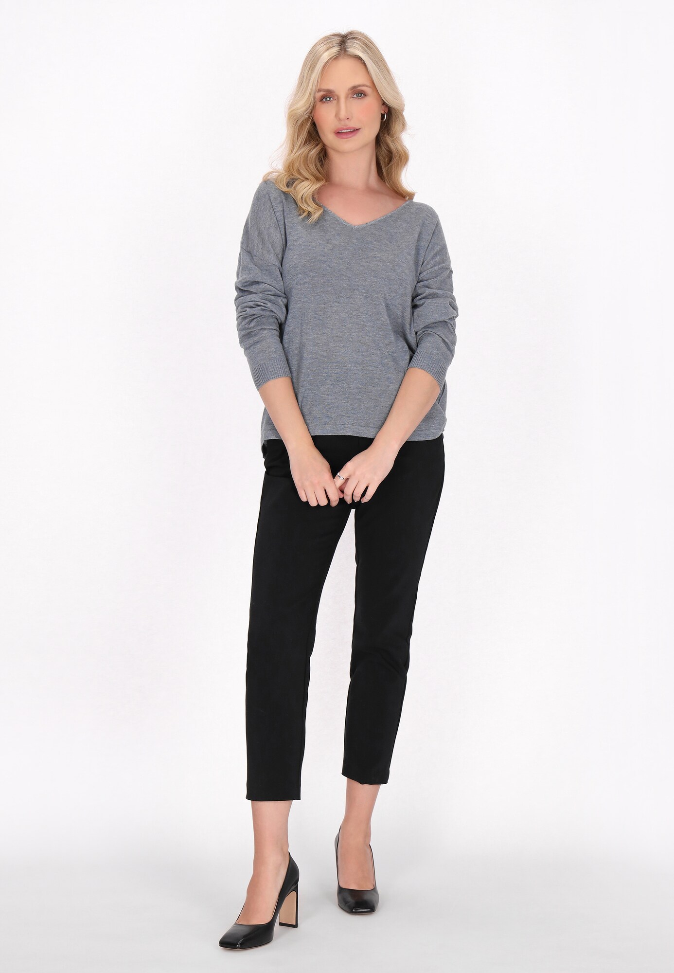 Thumbnail - usha BLACK LABEL Pullover