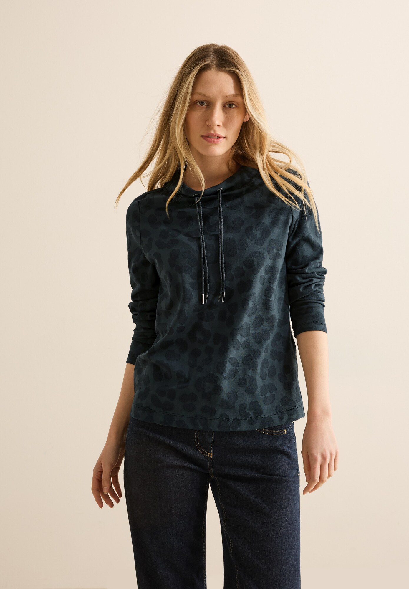 Thumbnail - CECIL Leo Raglan Sweater