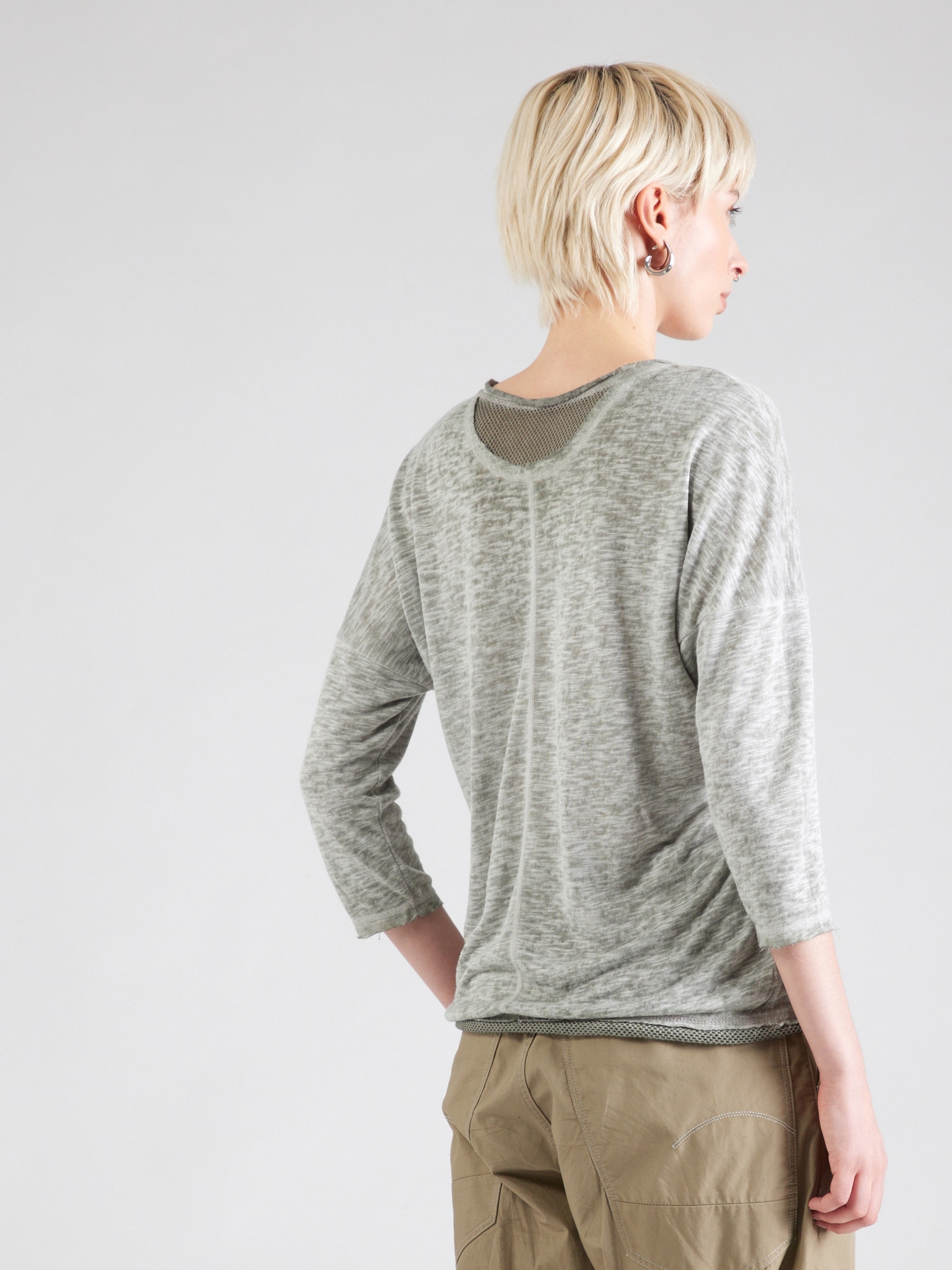 Thumbnail - Shirt