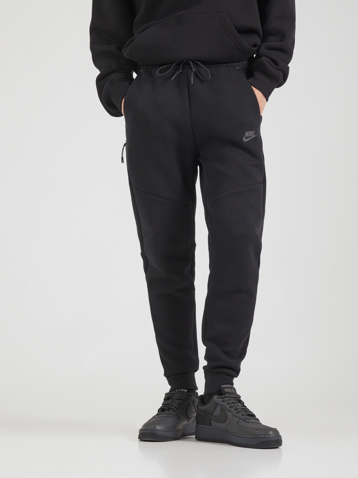 Nike Sportswear Nadrág 'TCH FLC'  fekete termék 2. képe