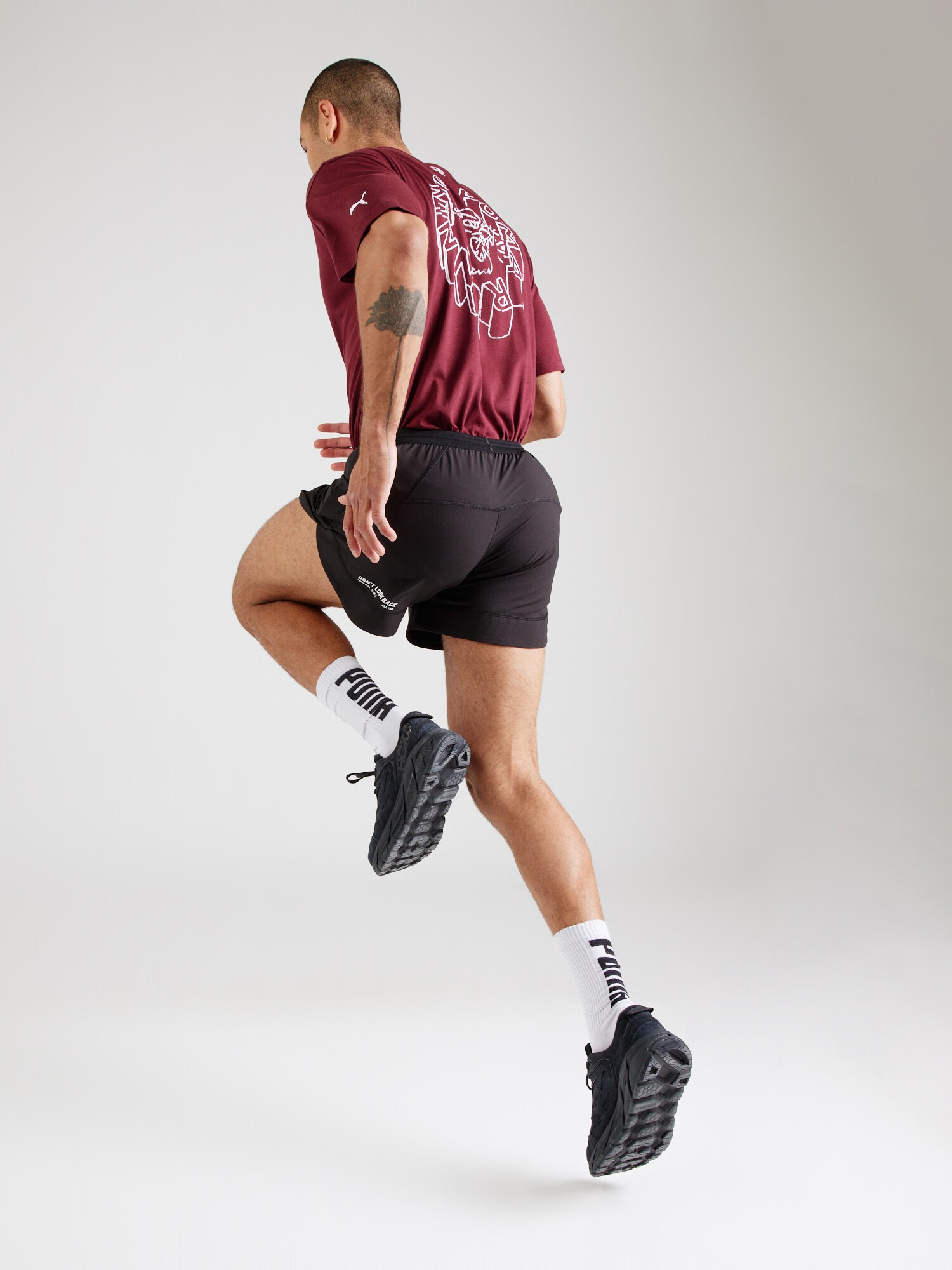 Thumbnail - PUMA Sportshorts Run Club 5 Ultraweave