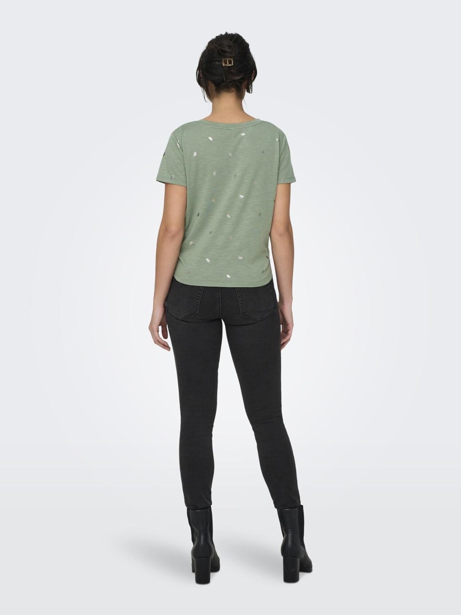 Thumbnail - T-Shirt