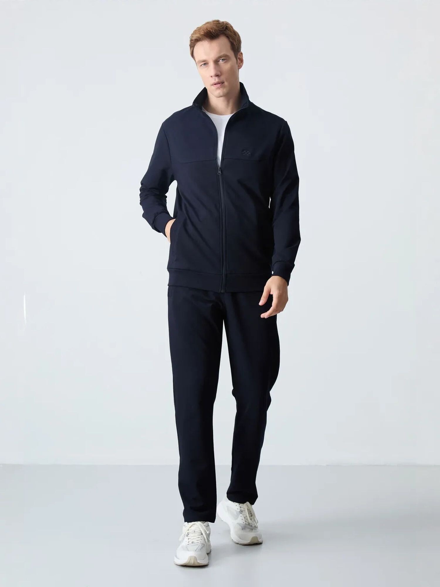 Tommy Life Jogging komplet crna