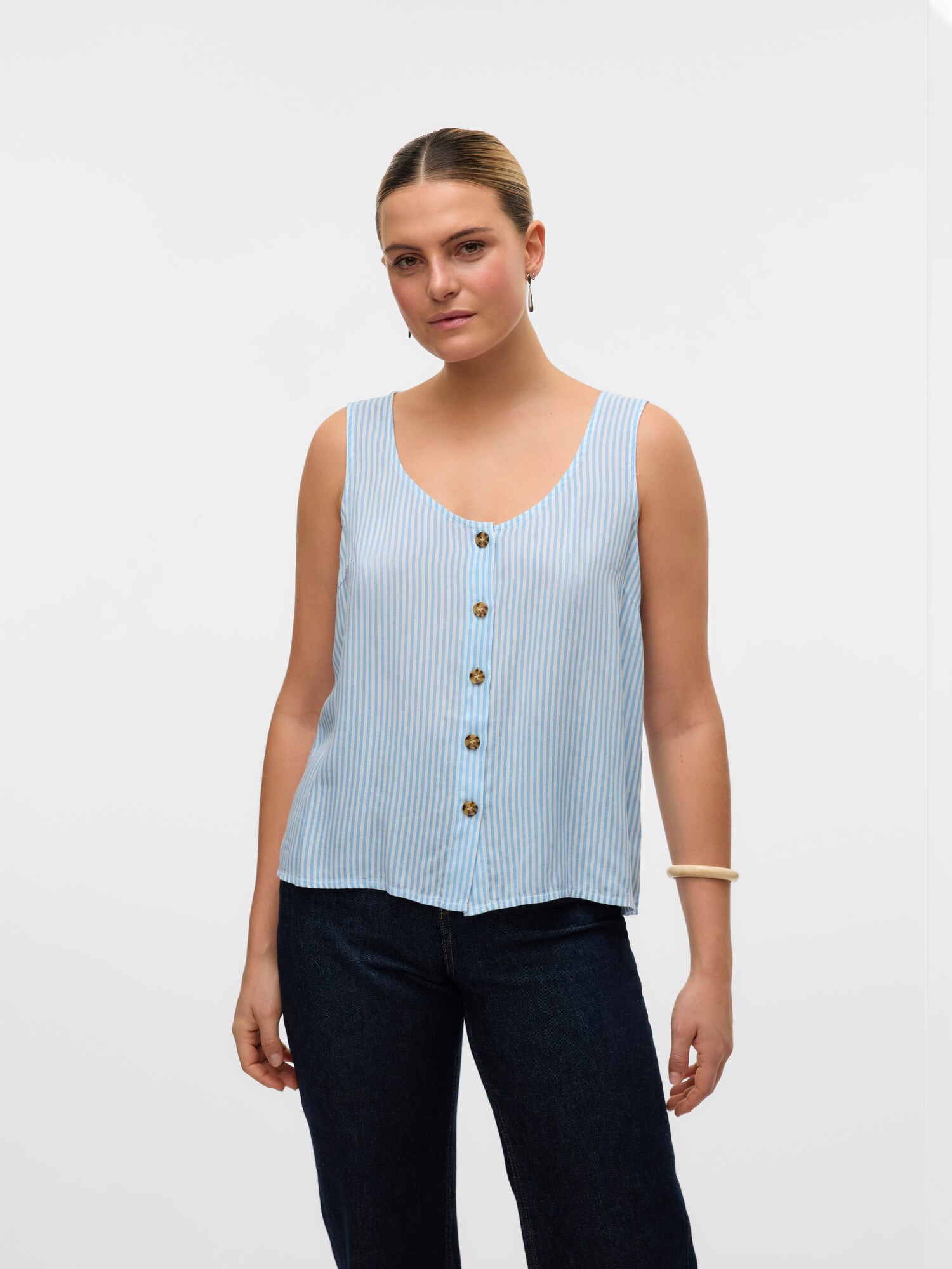VERO MODA Blúzka 'VMBumpy' svetlomodrá / biela (obrázok 4)