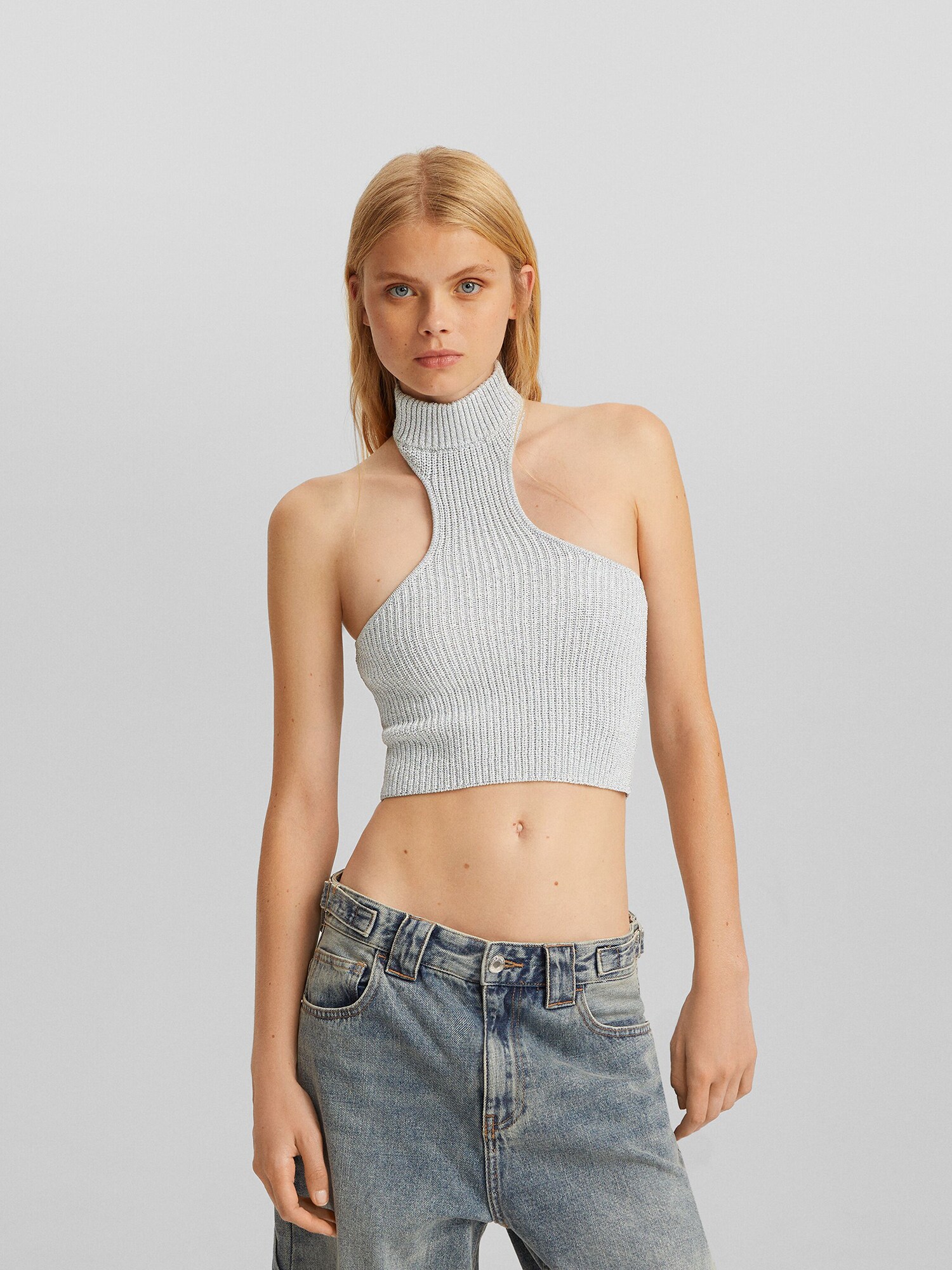 Bershka Vyšívaný top  strieborná