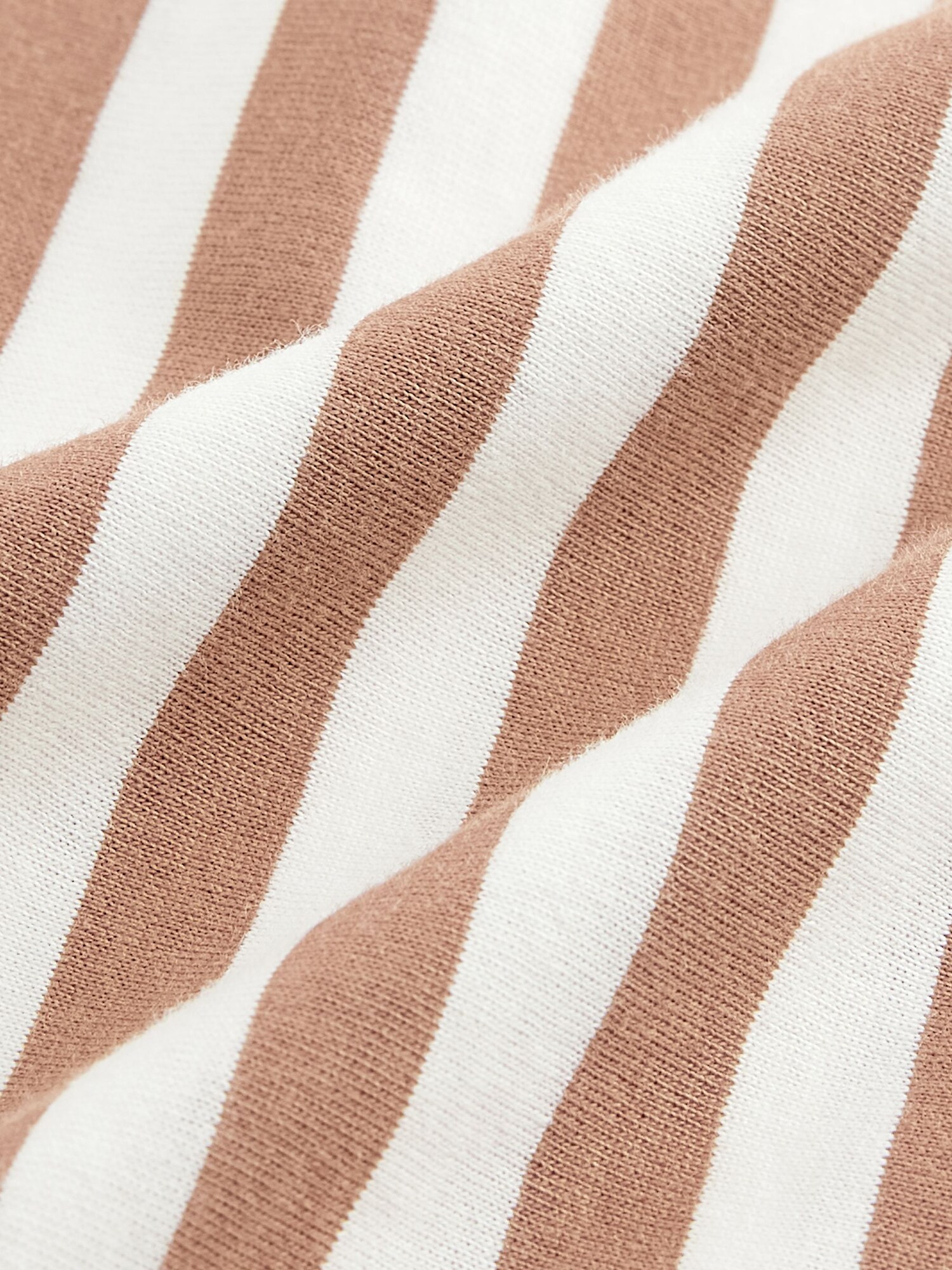 Thumbnail - Shirt