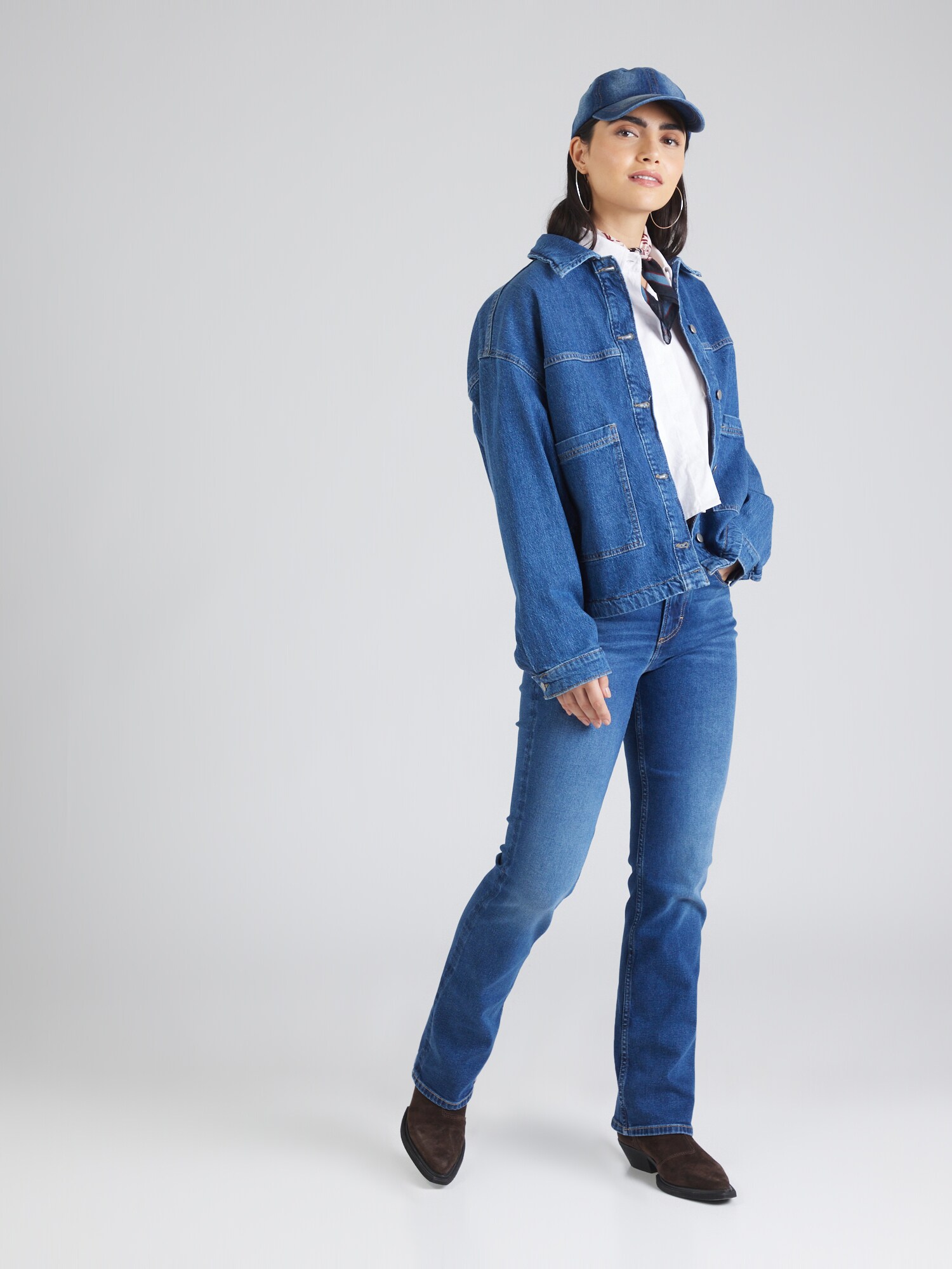 Thumbnail - Jeans