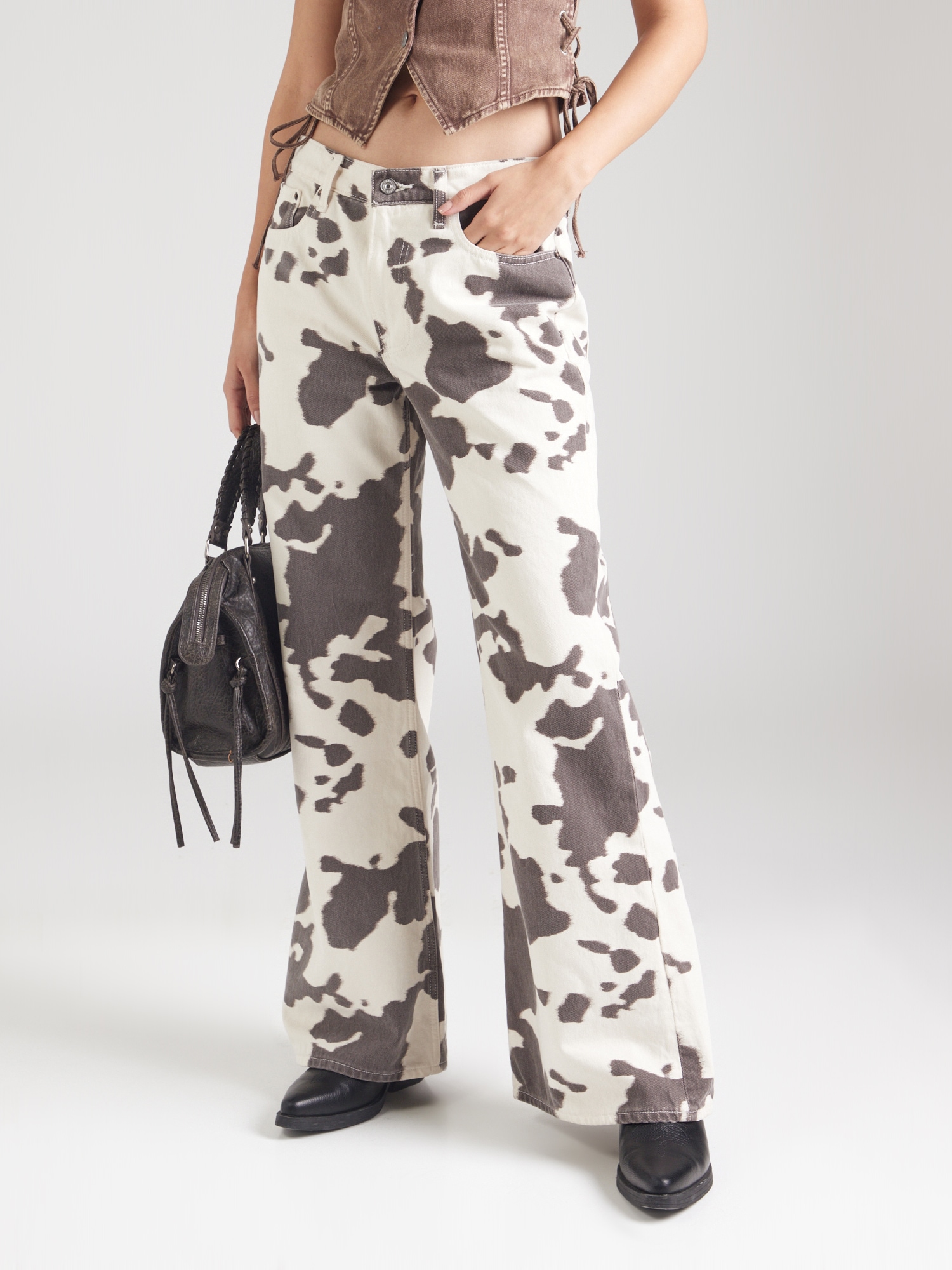 Abercrombie & Fitch Farmer  sötét barna / fehér farmer termék 2. képe