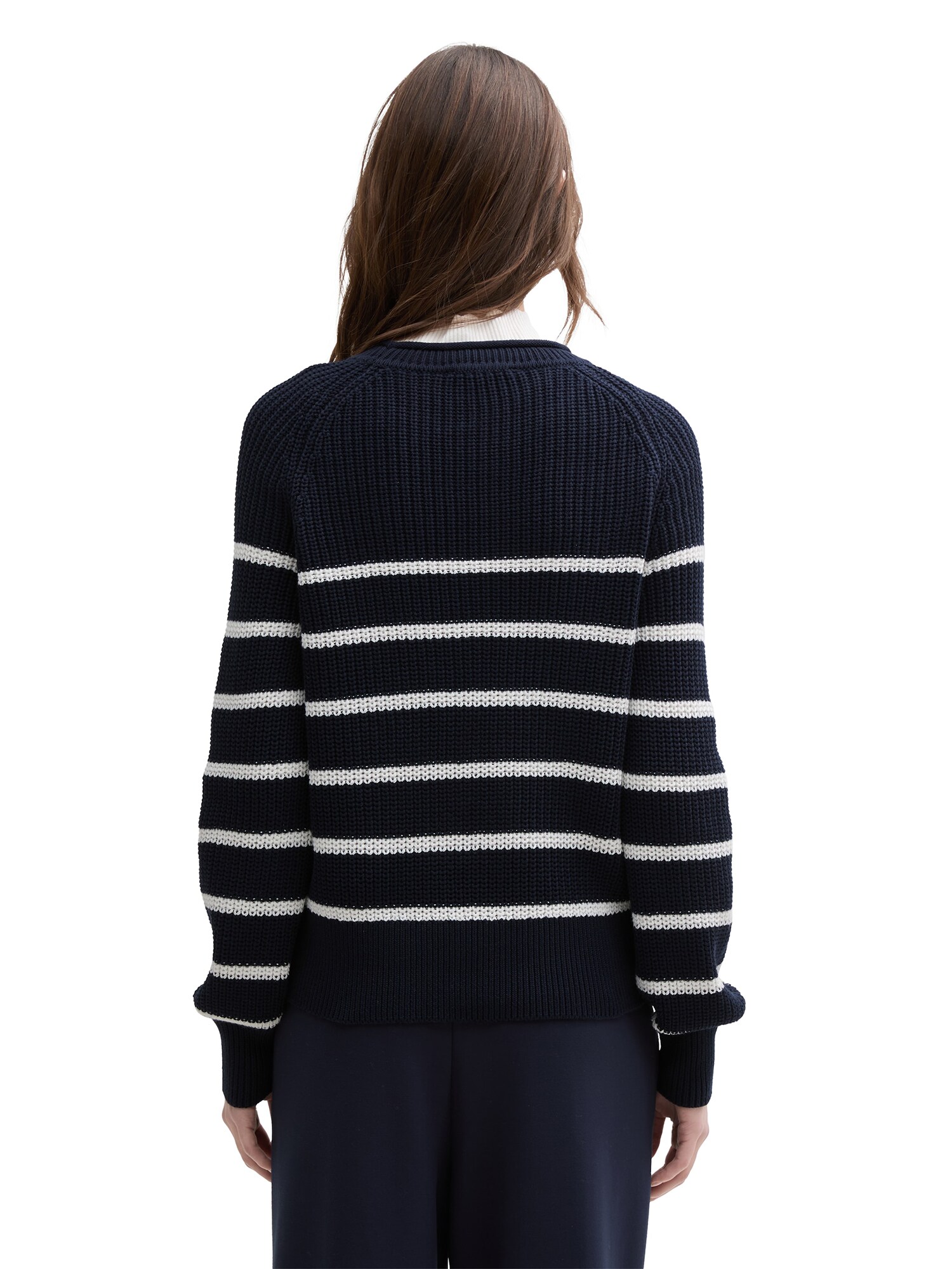 Thumbnail - Pullover