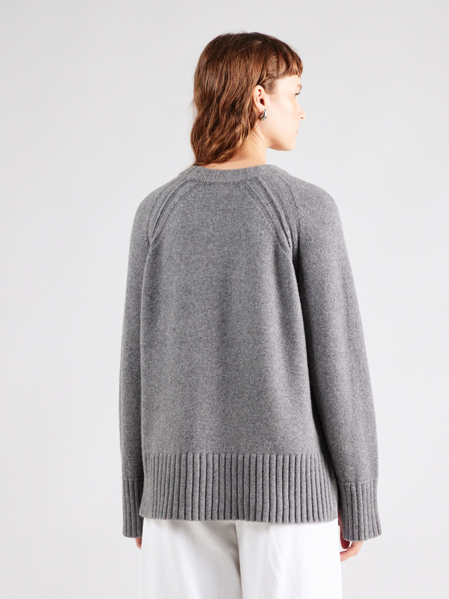 Thumbnail - Pullover