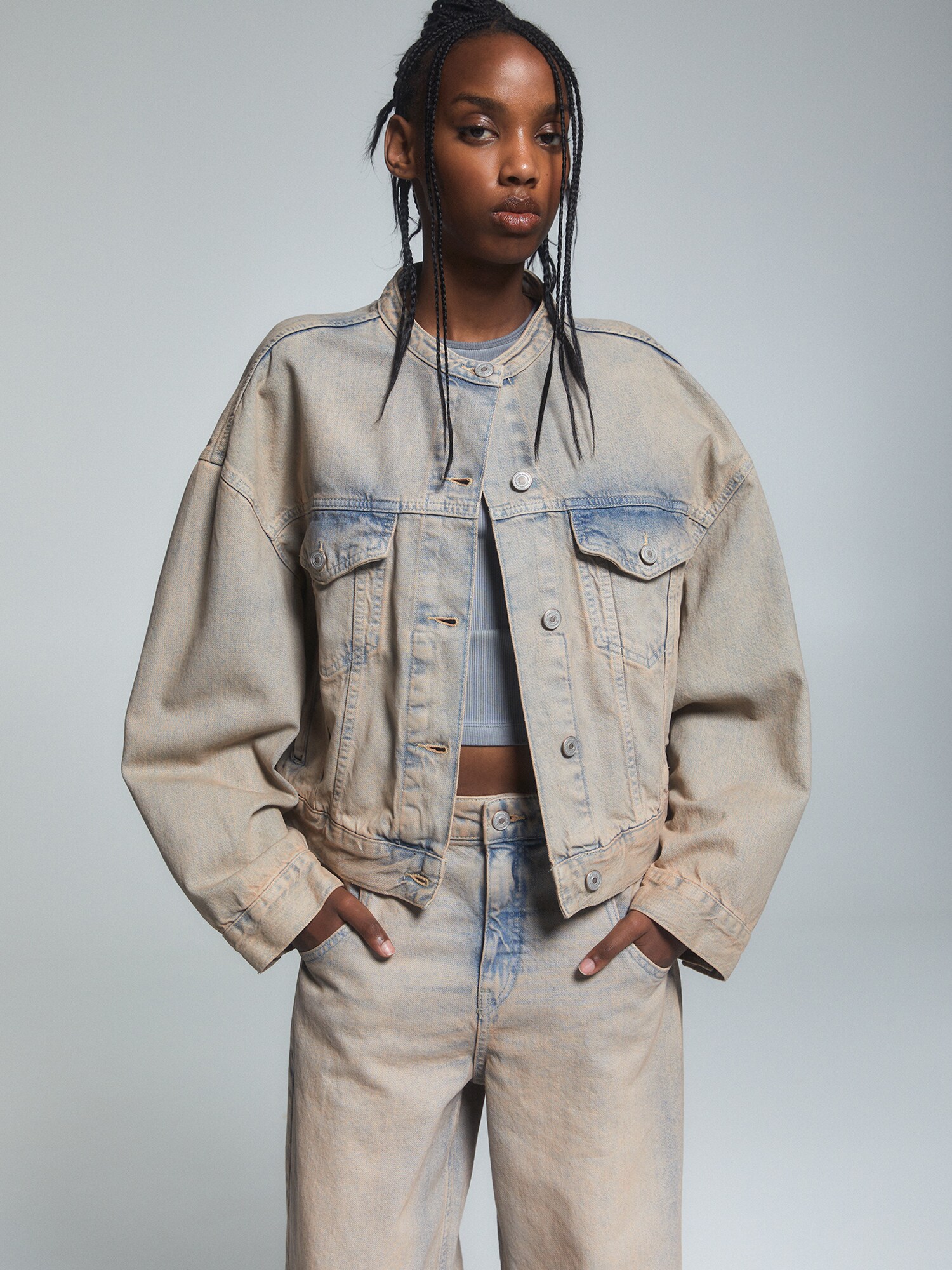 Pull&Bear Átmeneti dzseki  kék farmer / pasztell-rózsaszín termék 2. képe