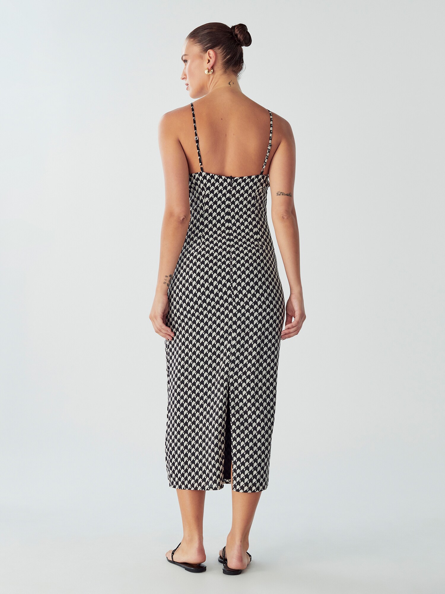 Thumbnail - Willa Kleid LEONARDO
