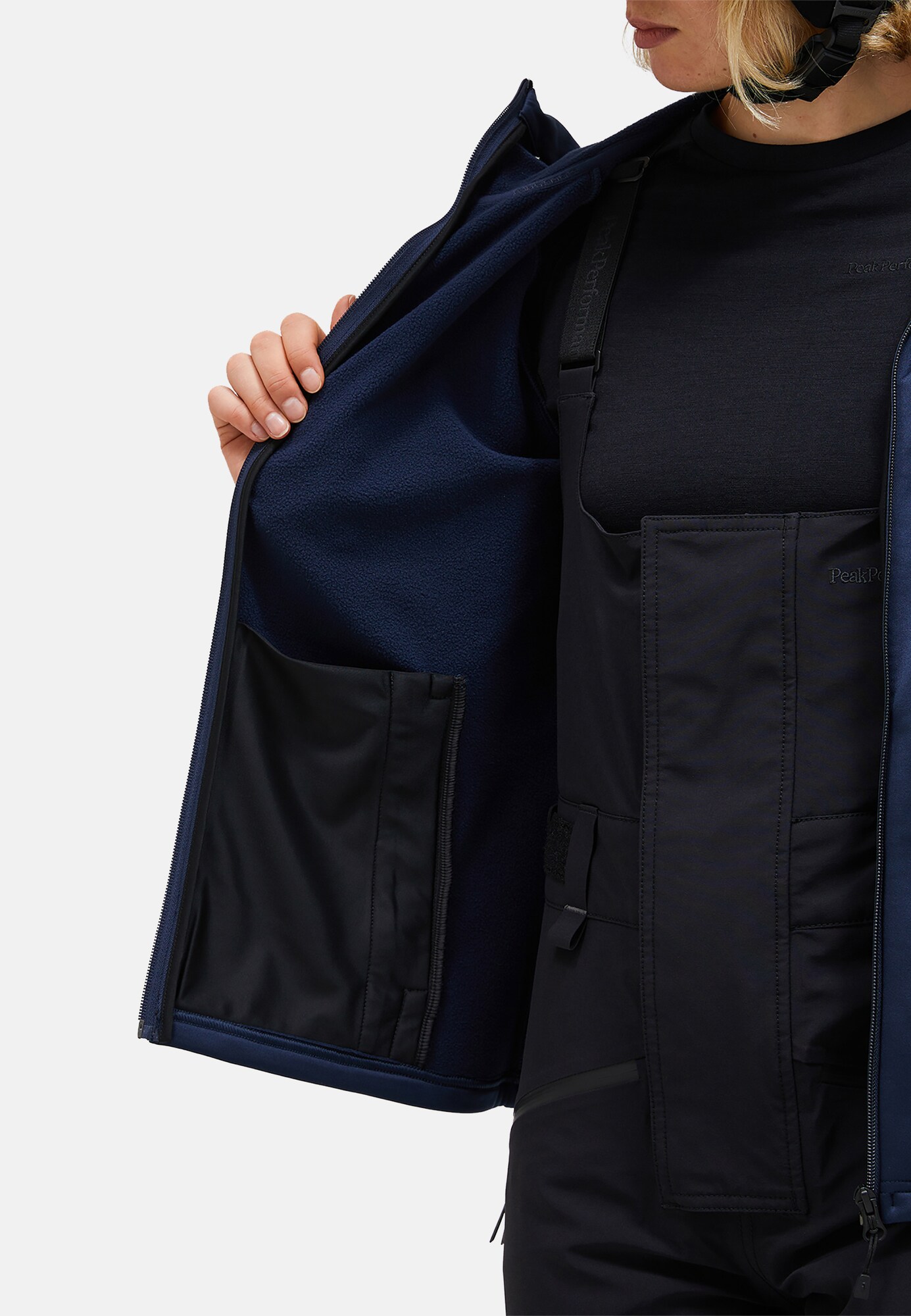 Thumbnail - PEAK PERFORMANCE Fleecejacke W Rider Zip Hood