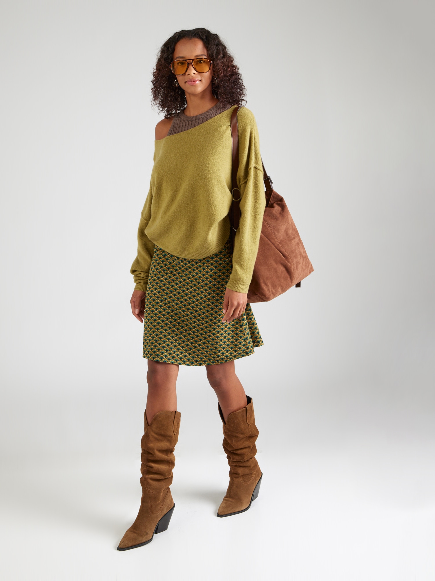 Thumbnail - King Louie Rock