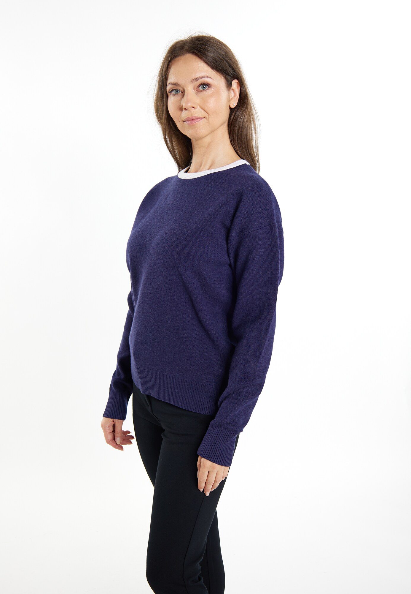 Thumbnail - usha BLACK LABEL Pullover Nowles