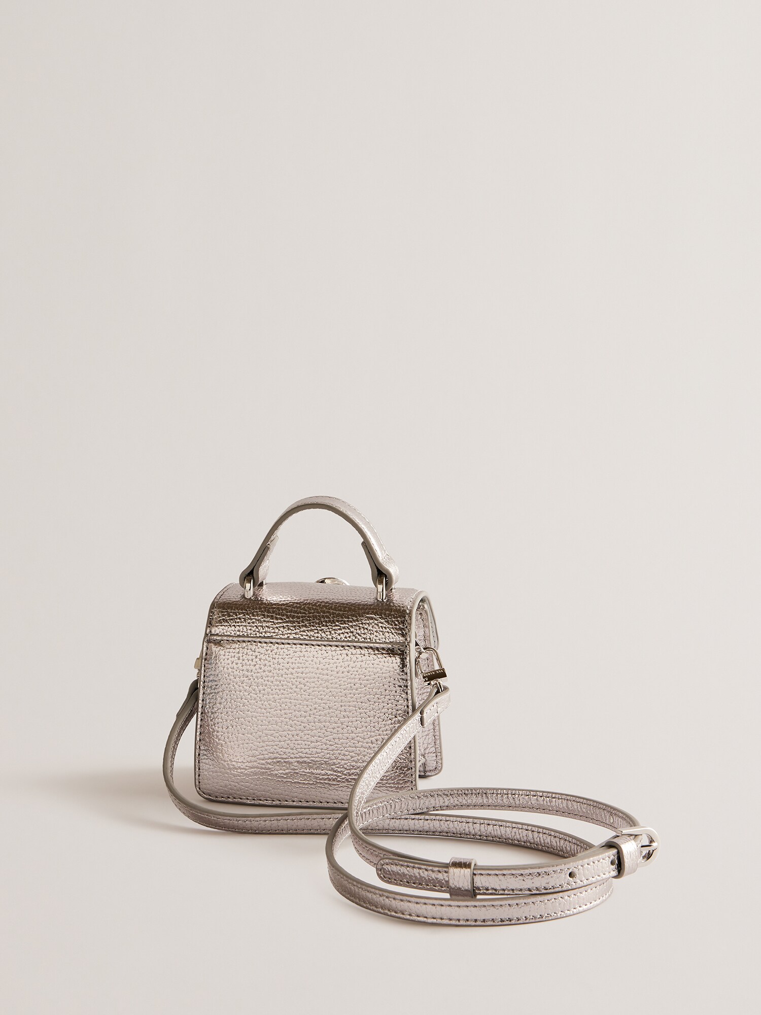 Ted Baker Kézitáska  ezüst termék 2. képe