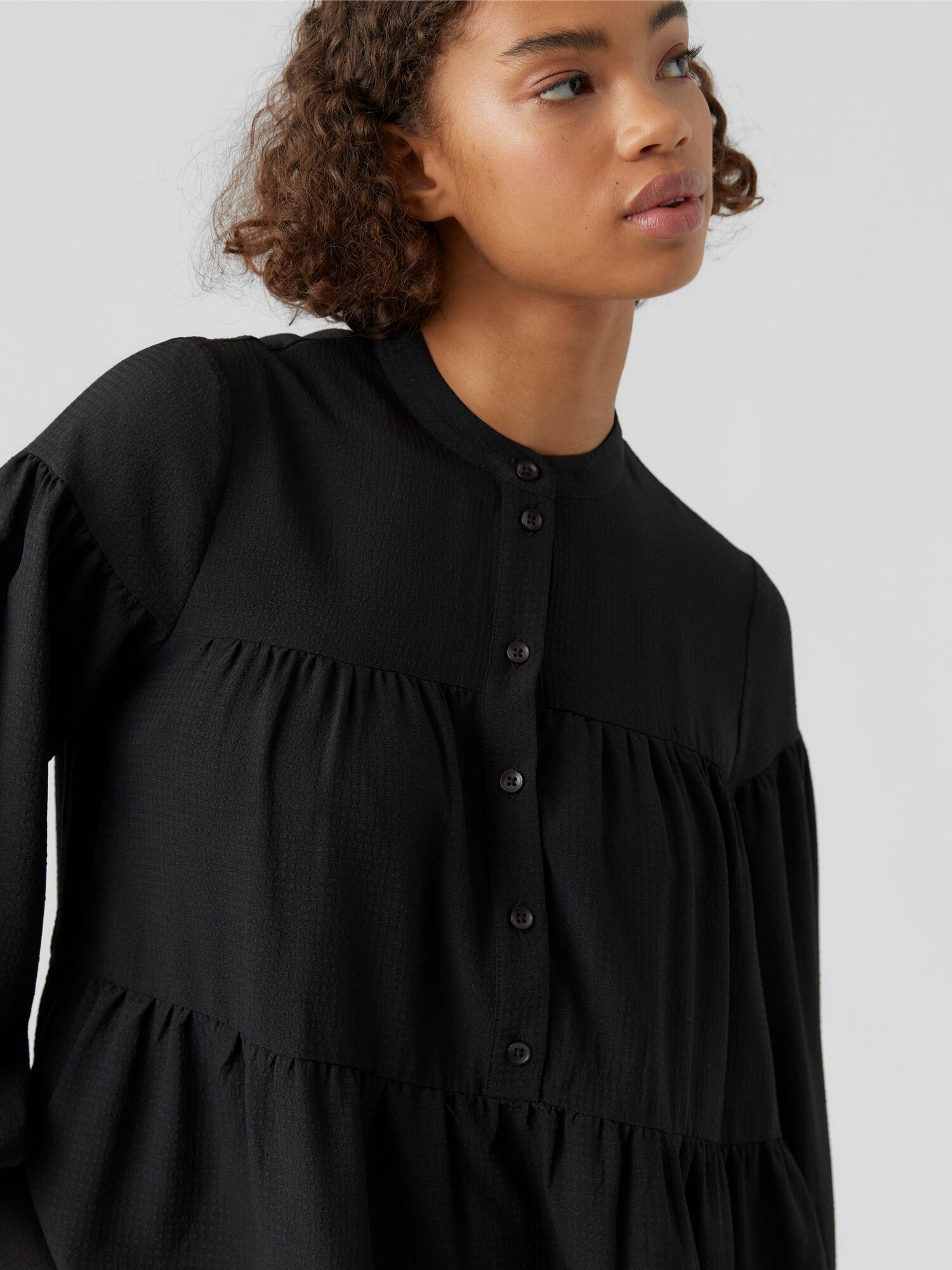 VERO MODA Šaty 'HYMS' čierna (obrázok 5)
