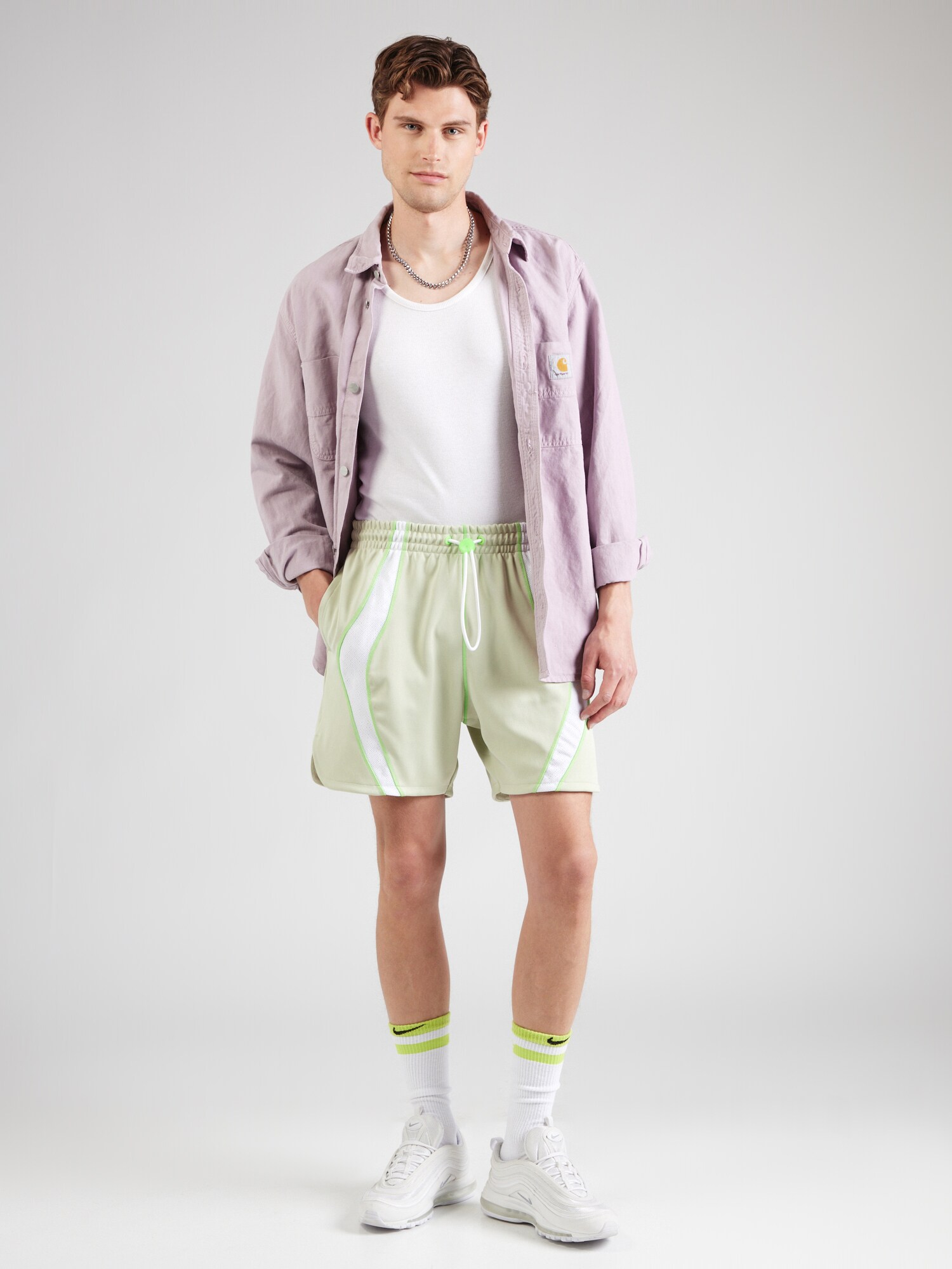 Nike Sportswear Nohavice zelená / biela (obrázok 4)