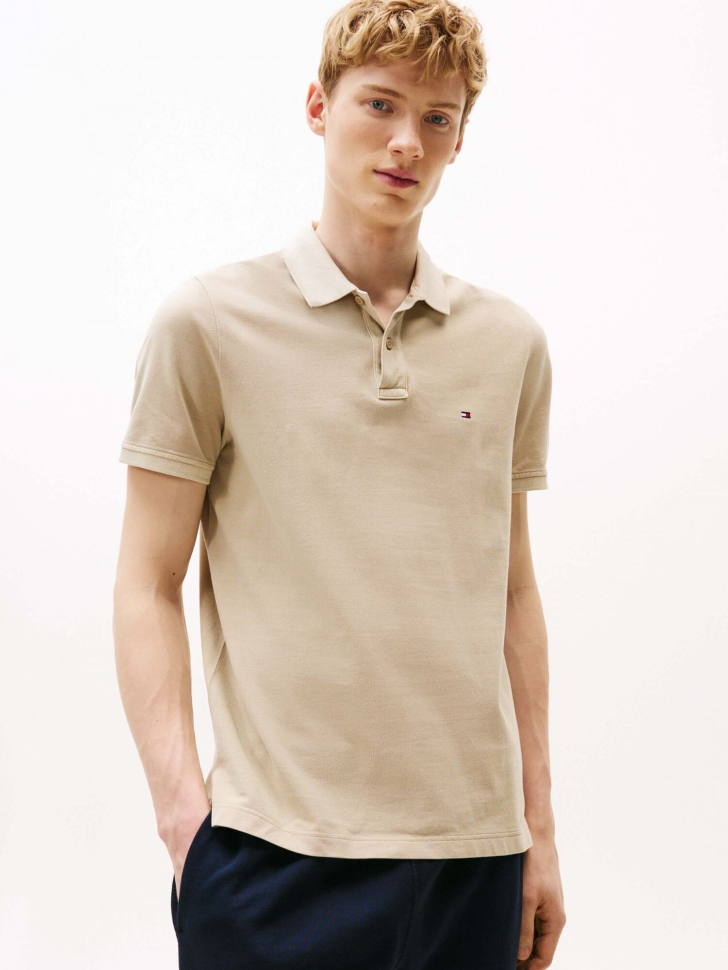 TOMMY HILFIGER Camiseta  beige