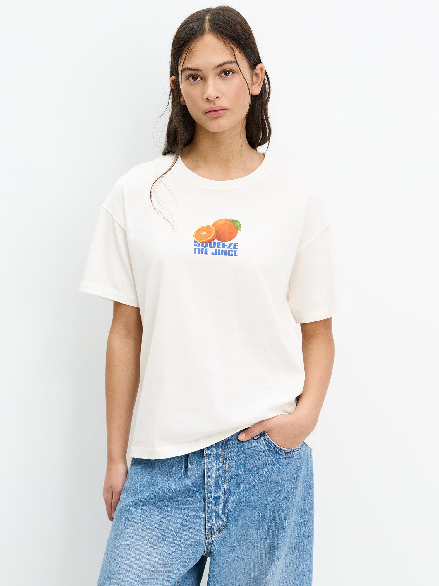 Pull&Bear Oversize póló  sötétkék / narancs / fehér termék 2. képe