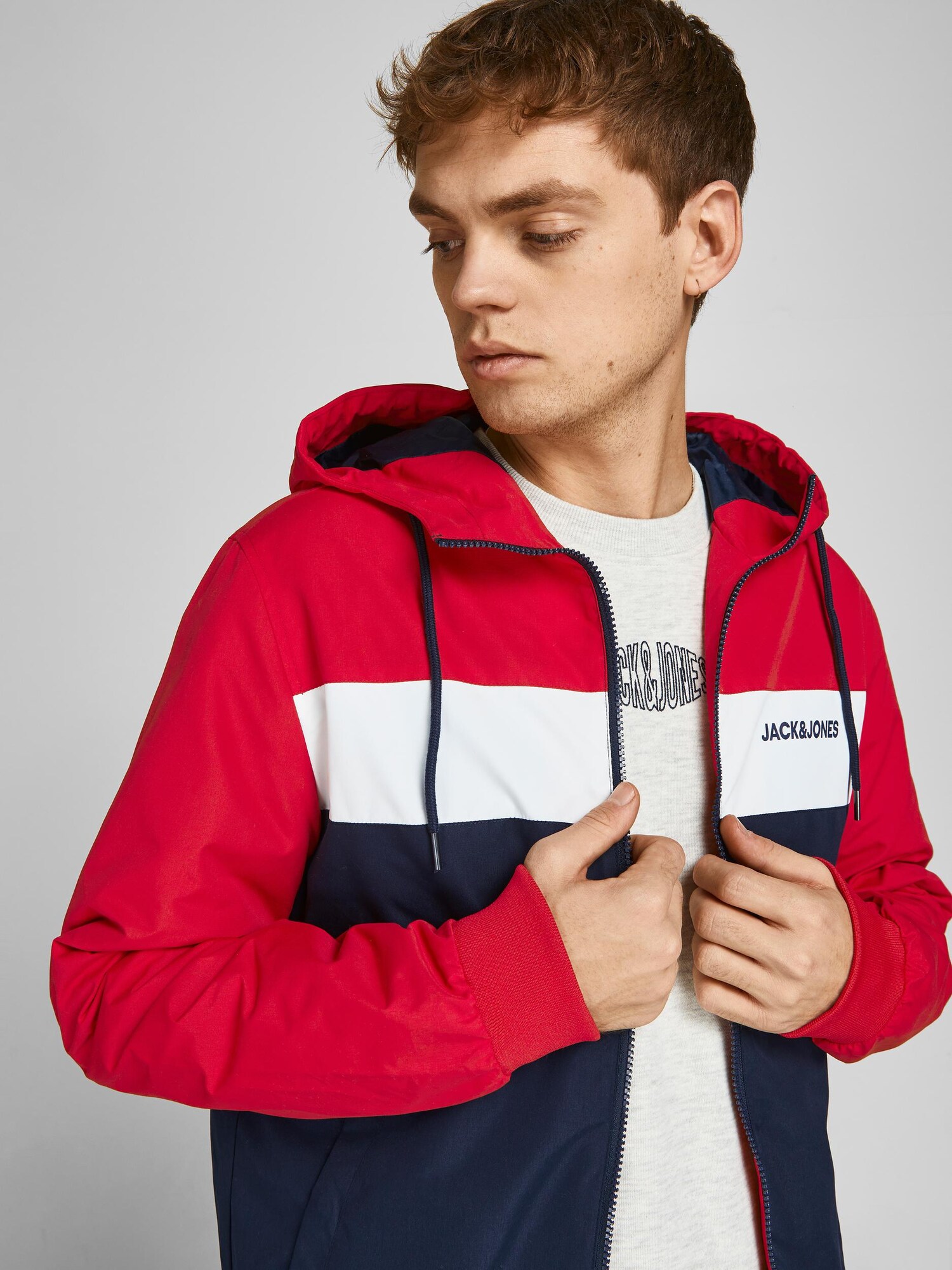 JACK & JONES Prechodná bunda 'Rush' tmavomodrá / červená / biela (obrázok 6)