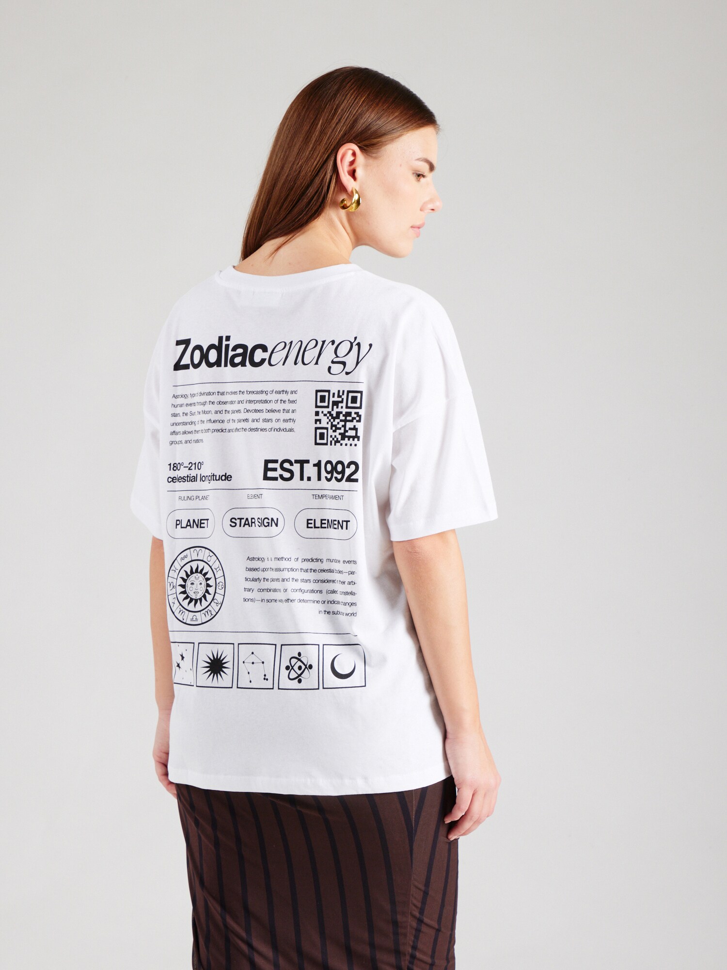 Thumbnail - Noisy may T-Shirt NMPLUTO IDA