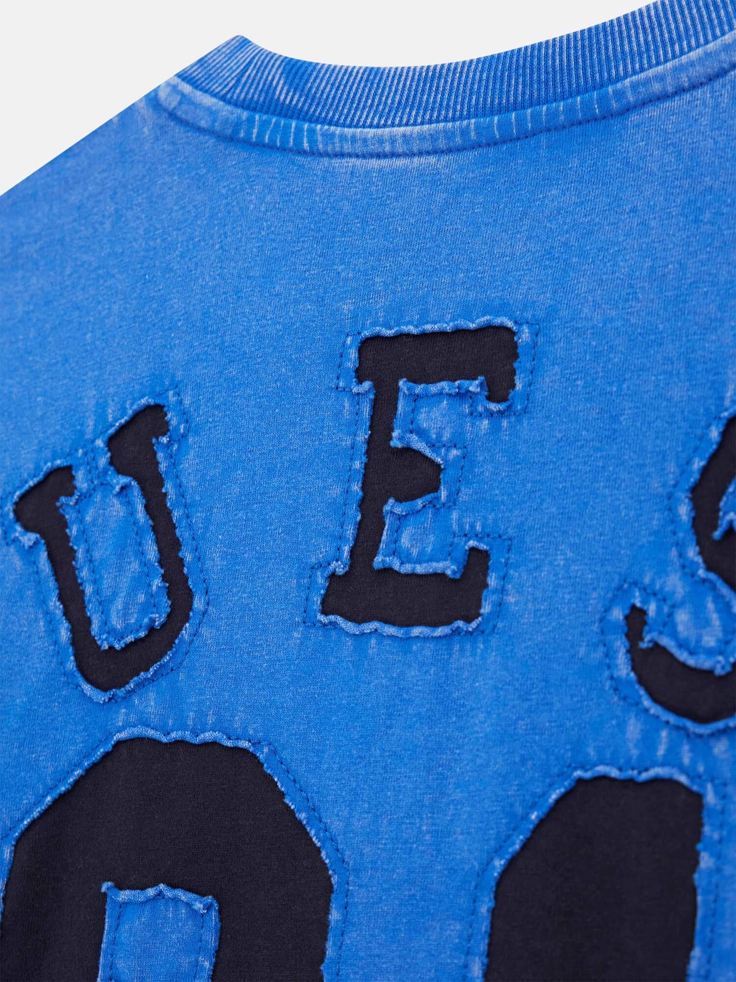 Thumbnail - GUESS T-Shirt