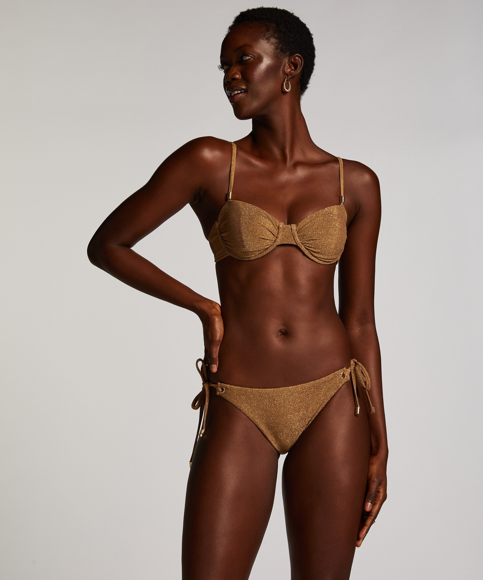 Thumbnail - Bikinitop 'Goldie'