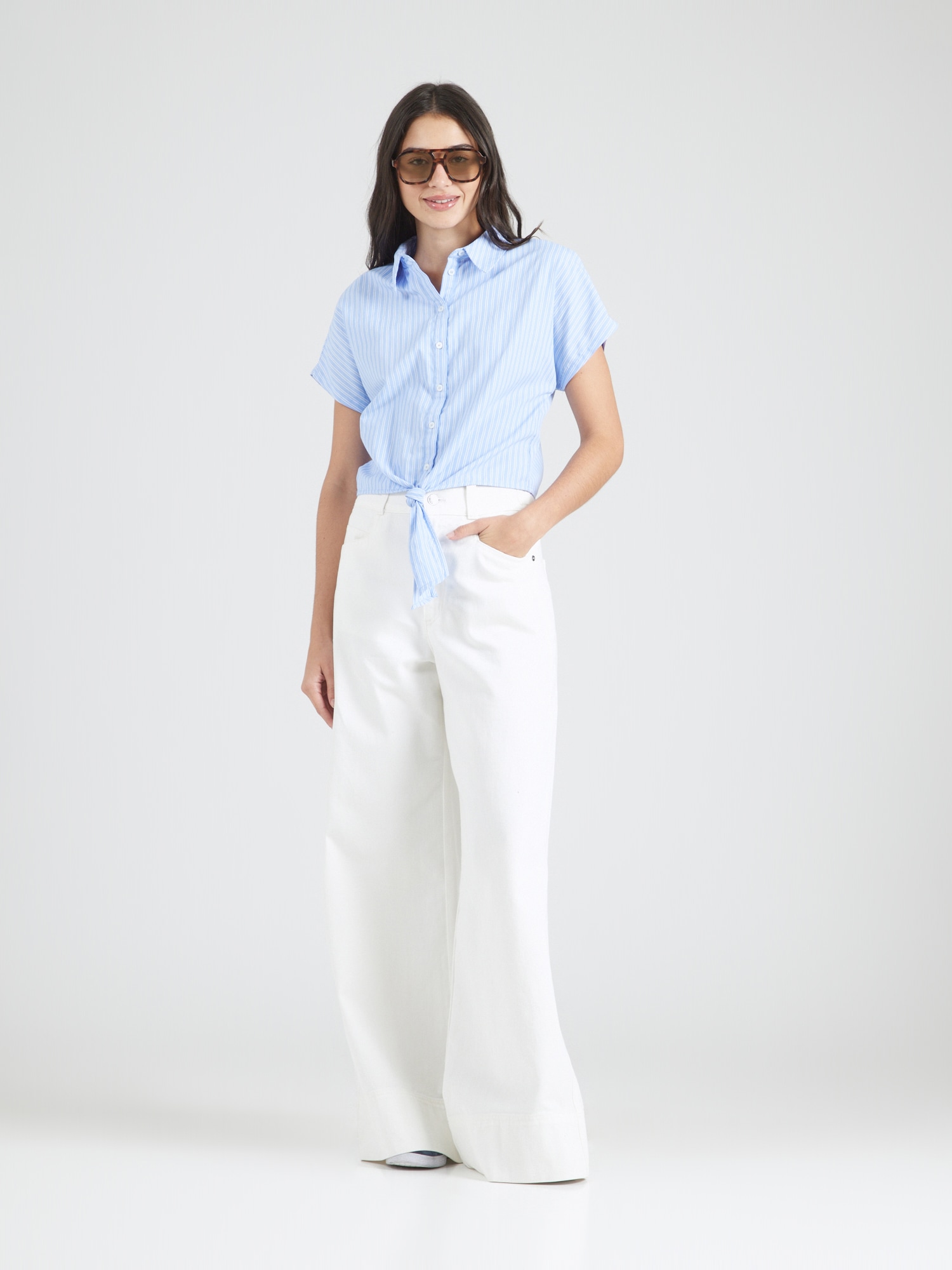 VERO MODA Blúz 'VMFANNI'  világoskék termék 2. képe