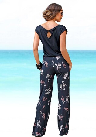 LASCANA, Kezeslábas 'LS Overall black-flower', fekete