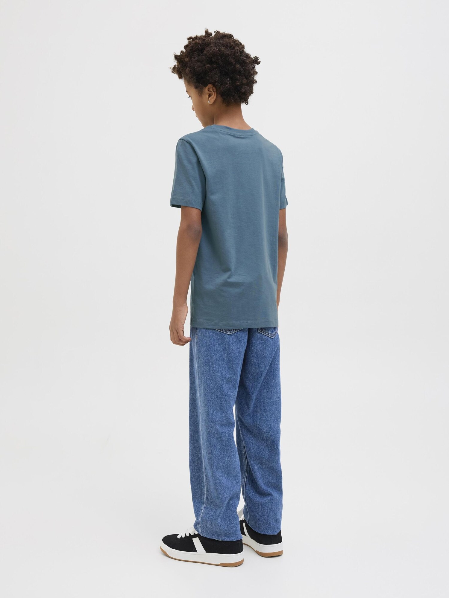 Thumbnail - T-Shirt