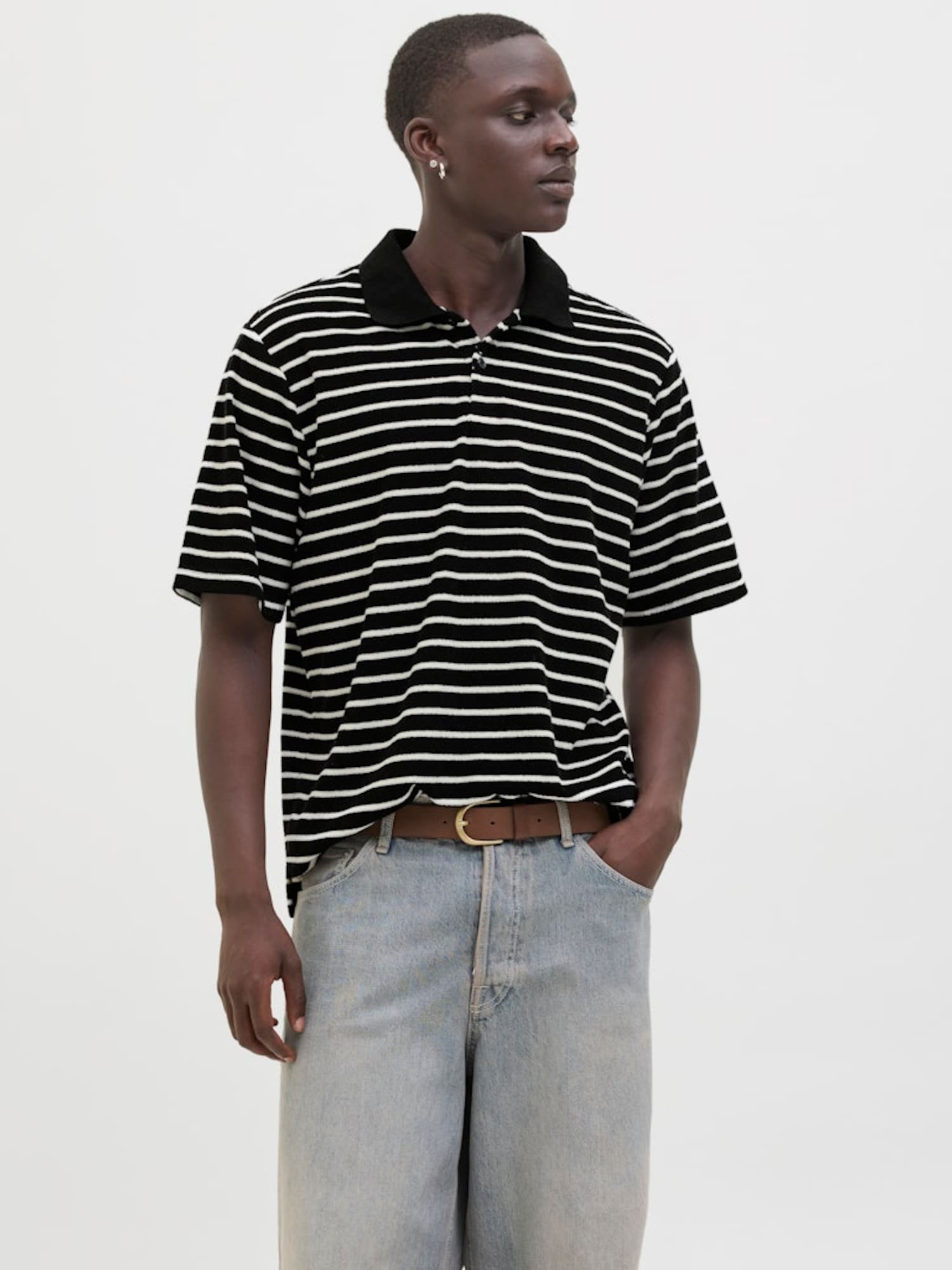 JACK & JONES Póló 'JORGEN'  fekete / fehér termék 2. képe