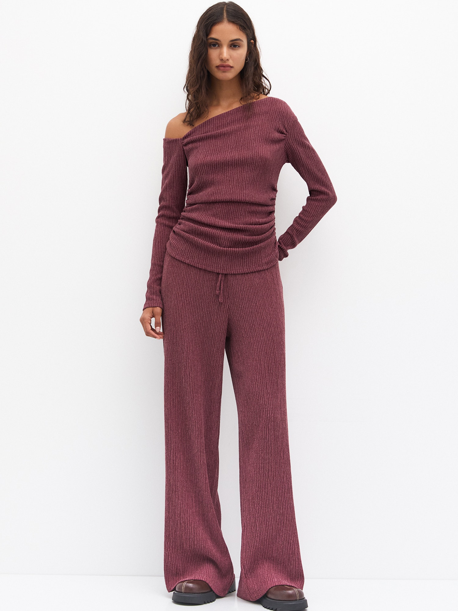 Pull&Bear Póló  rózsaszín / burgundi vörös termék 2. képe