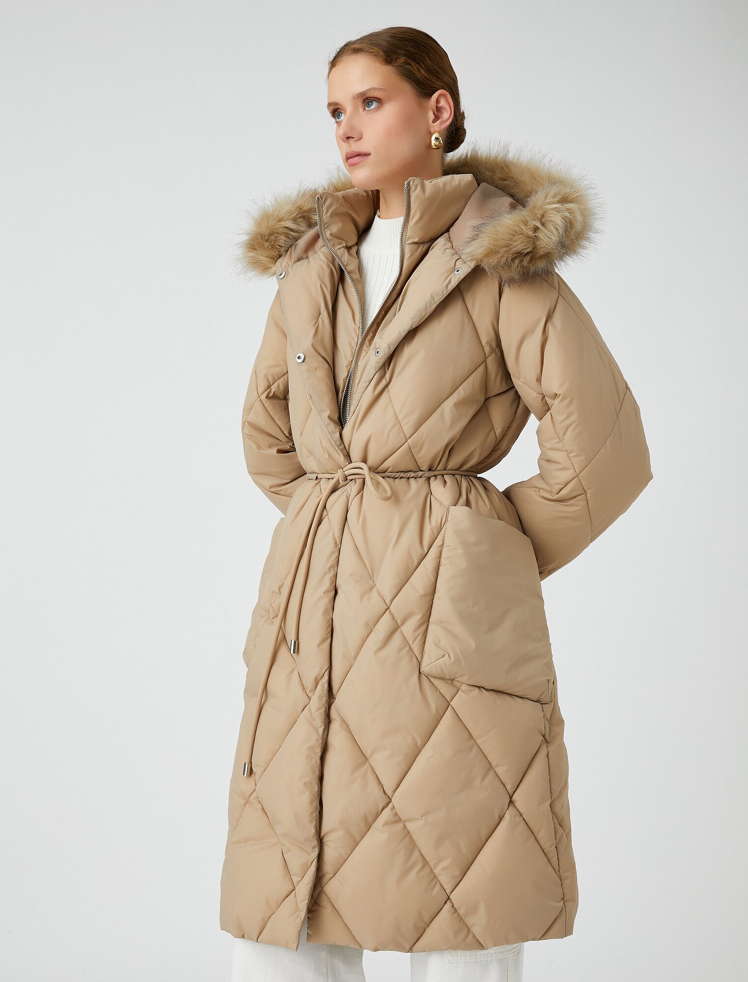 Thumbnail - Koton Mantel