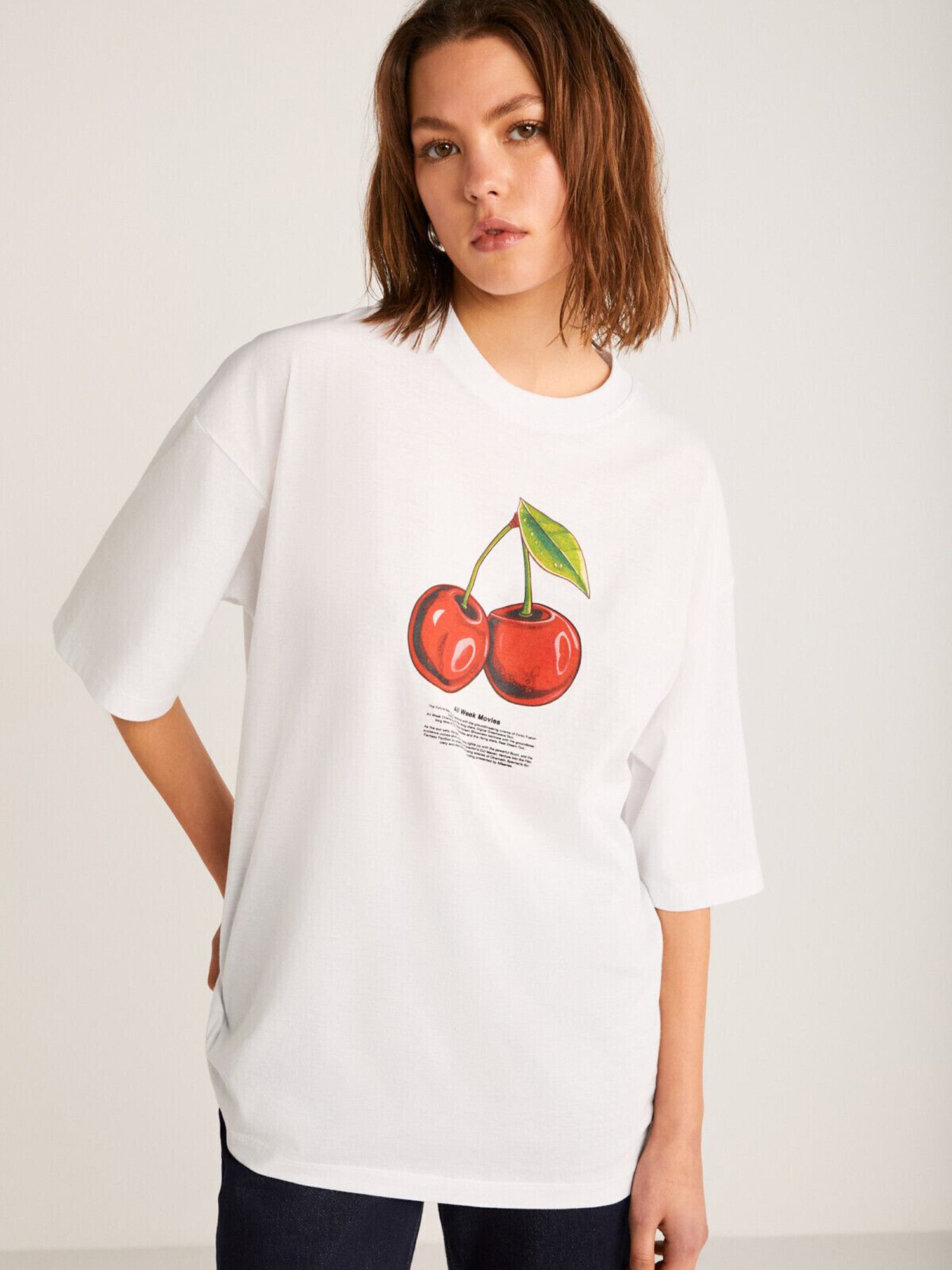 Grimelange Oversize póló  kiwi / piros / fekete / fehér akciós termékkép 1