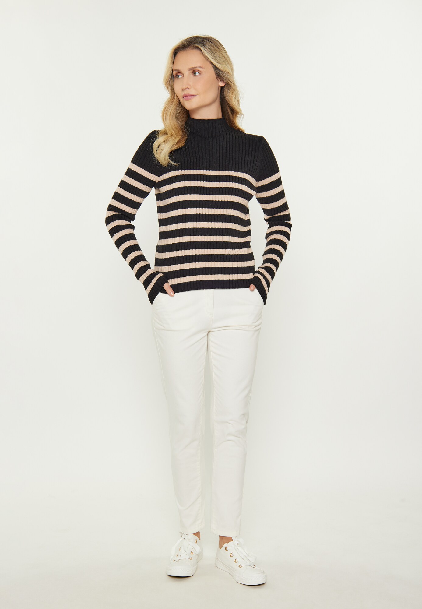 Thumbnail - usha BLUE LABEL Pullover Classic