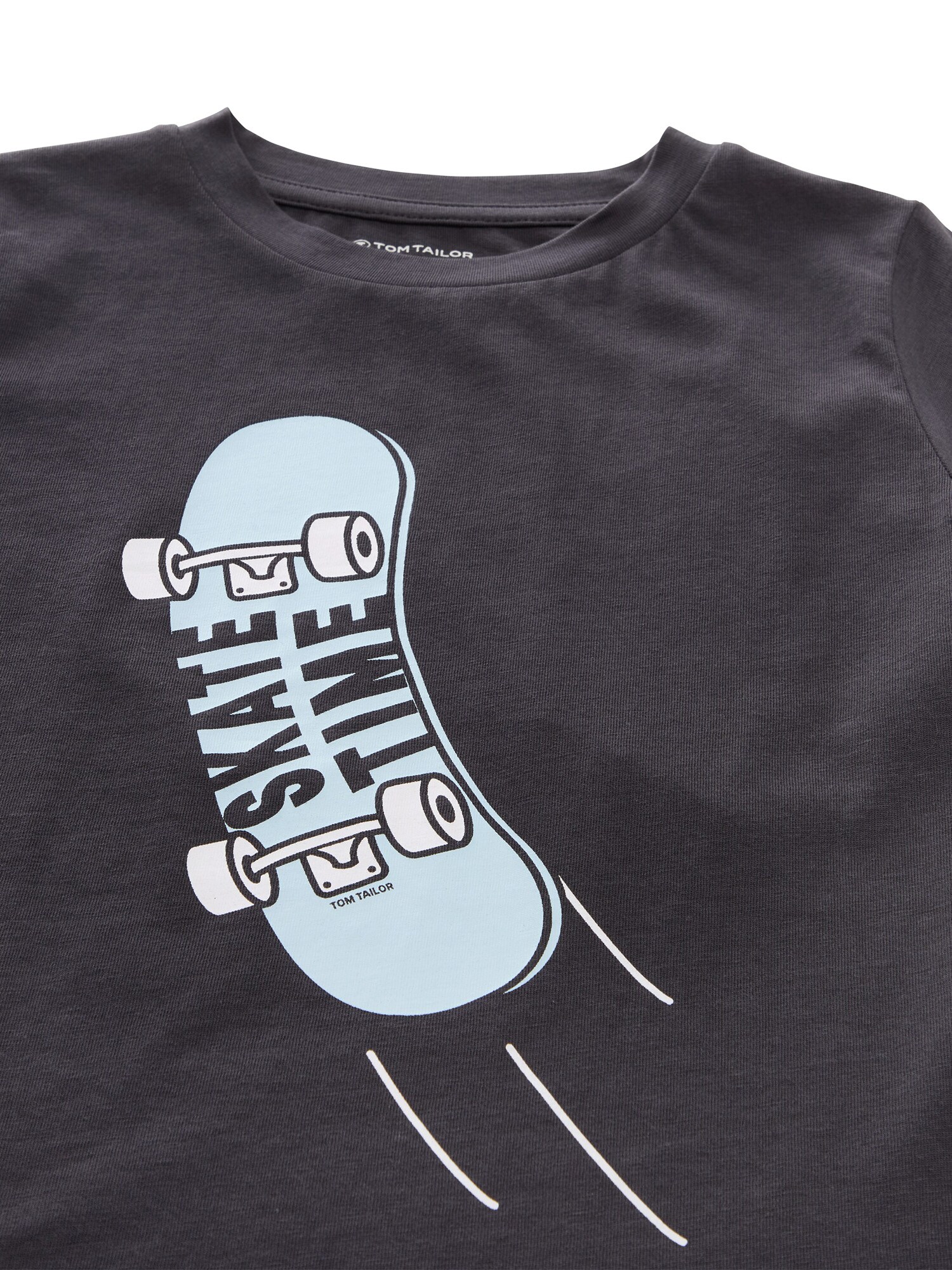 Thumbnail - T-Shirt