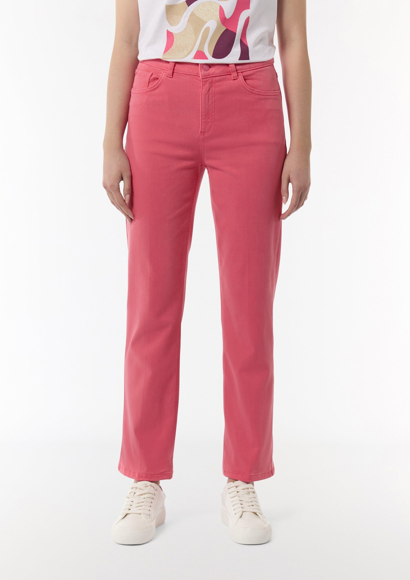 Thumbnail - comma casual identity Hose
