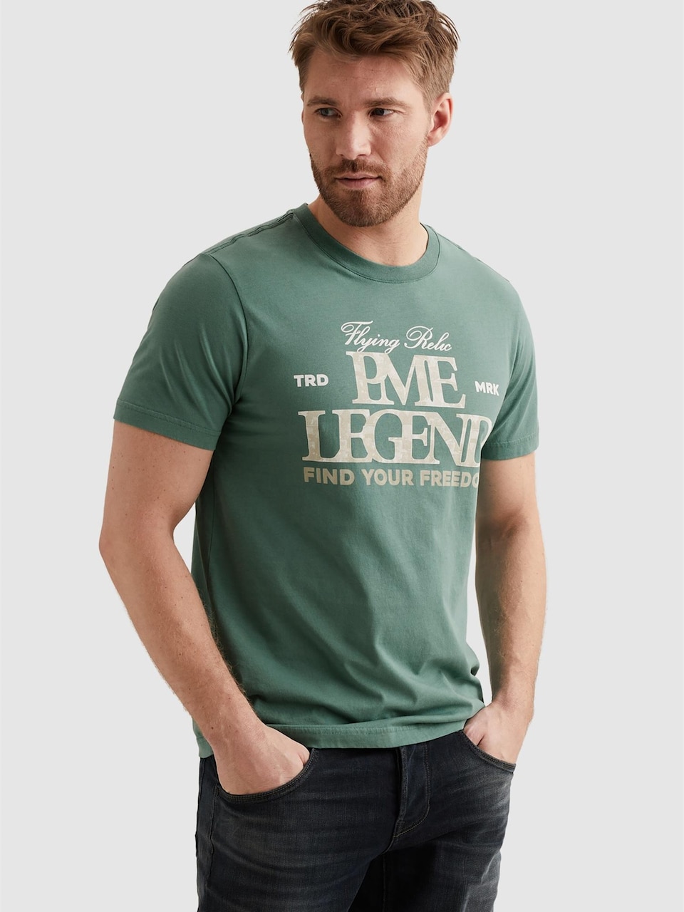 T-shirt 'T-shirt in jersey with large artwork'