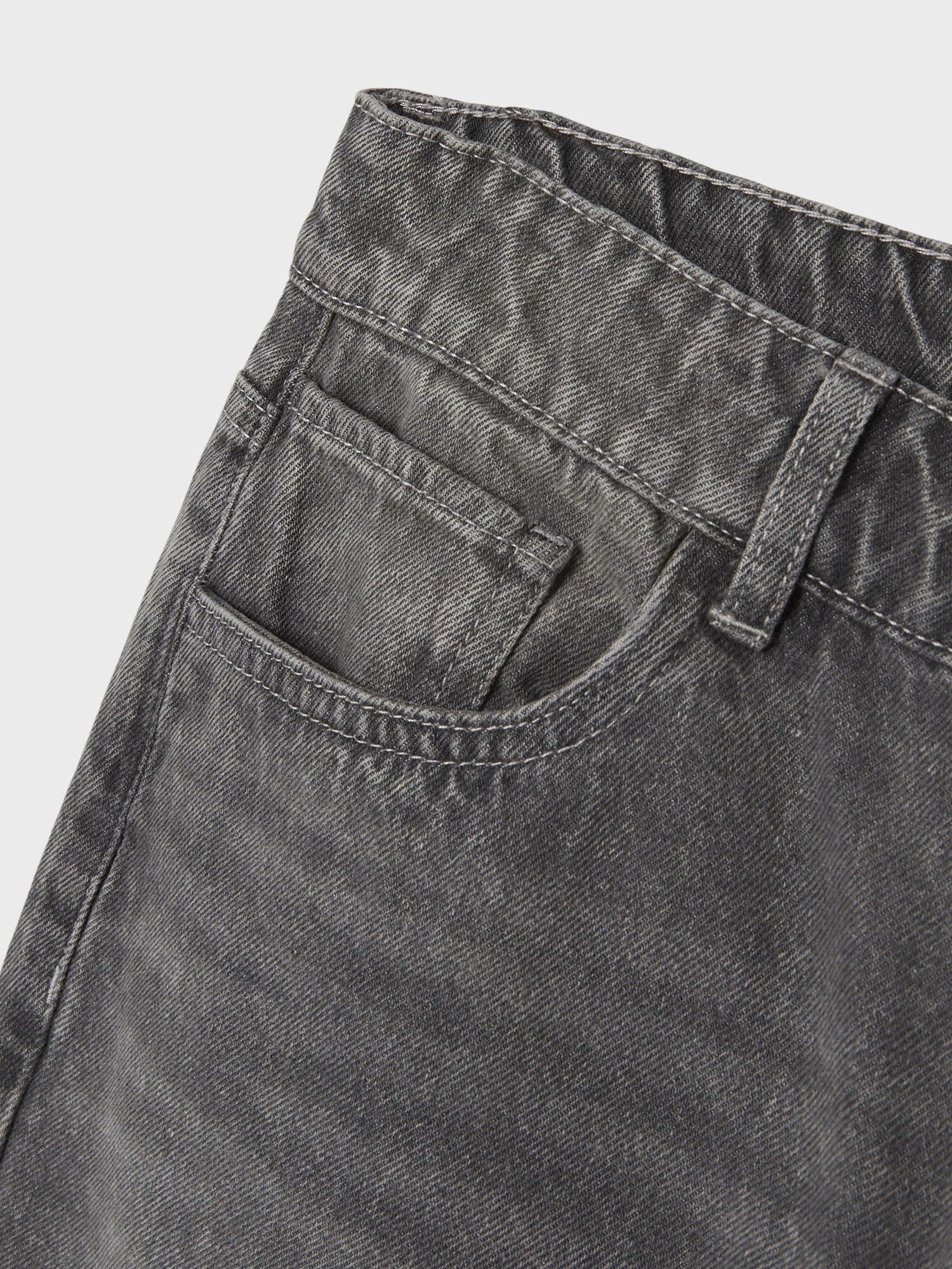 Thumbnail - Jeans