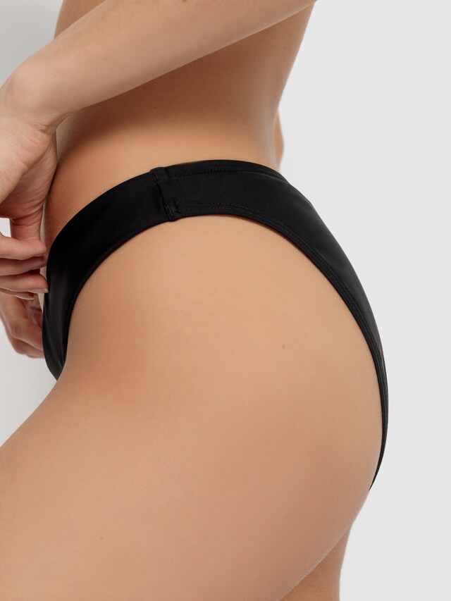 LSCN by LASCANA, Bikini nadrágok 'Gina', fekete, 5 kép a 5 közül