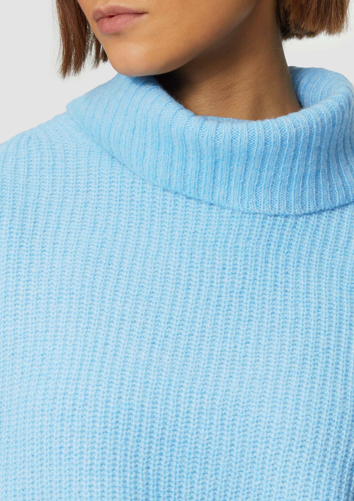 Thumbnail - Pullover