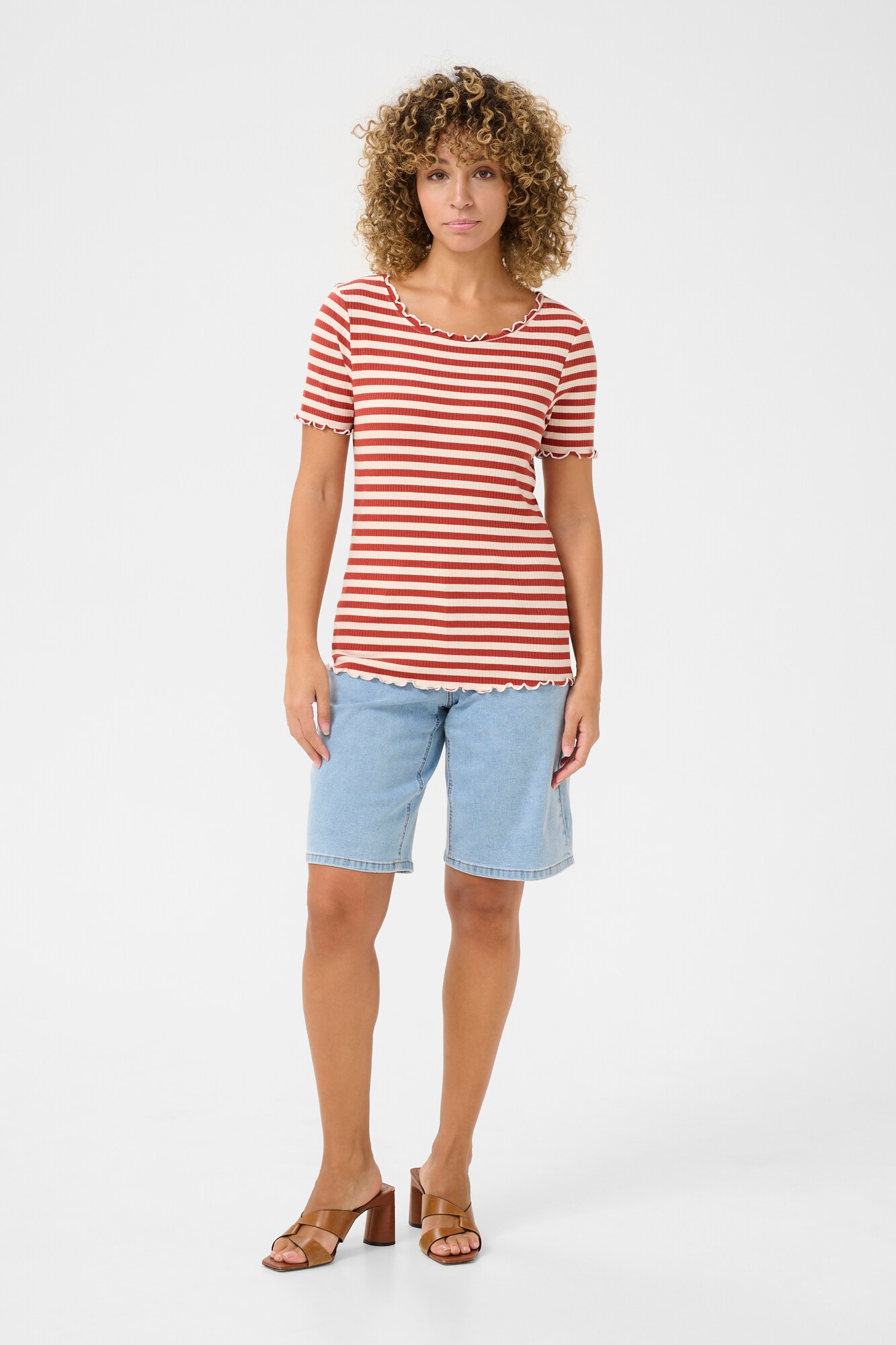 Thumbnail - Cream T-Shirt Ribba