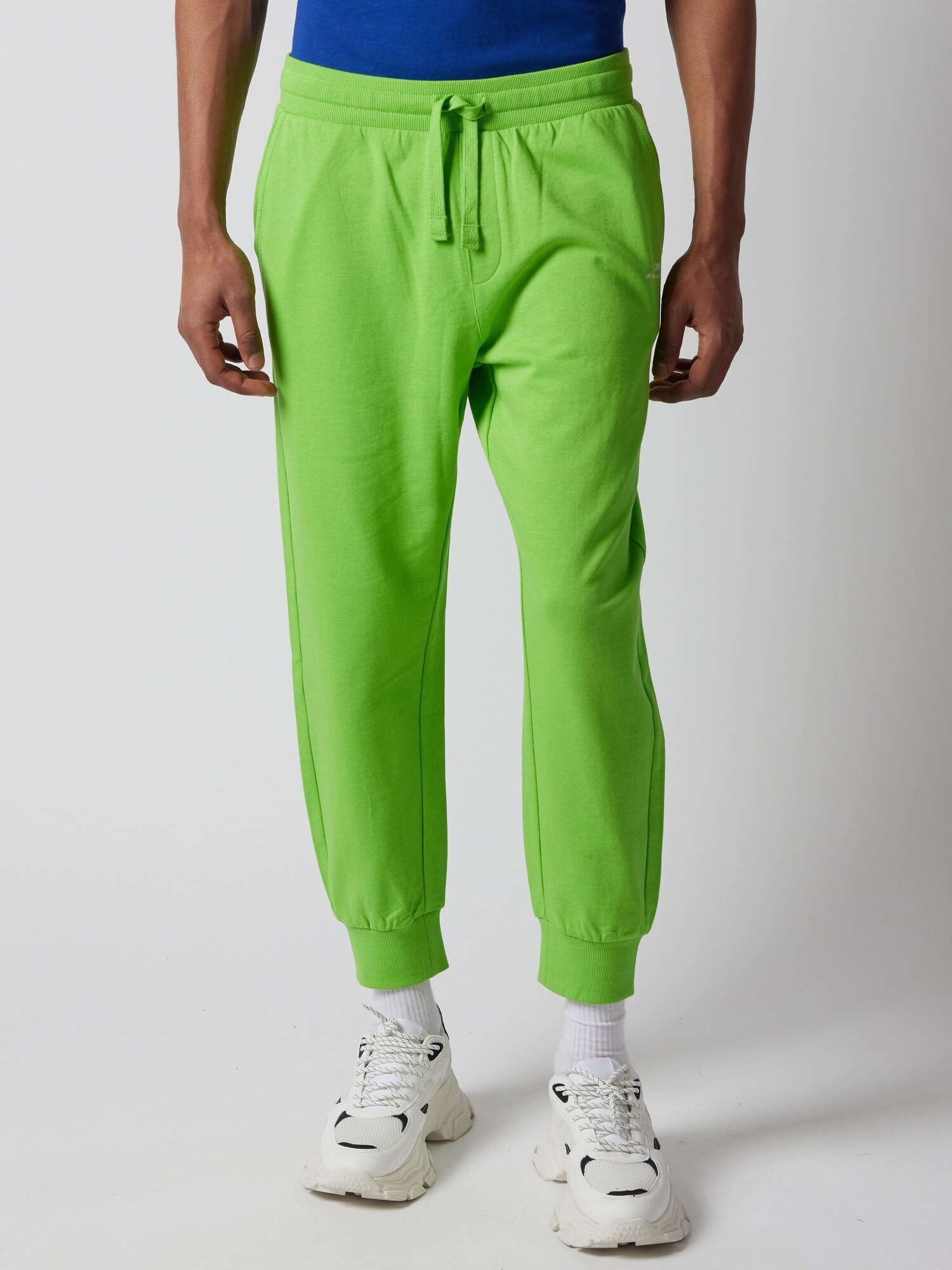 OWN Off With Nature Hlače 'Joggers' jabuka