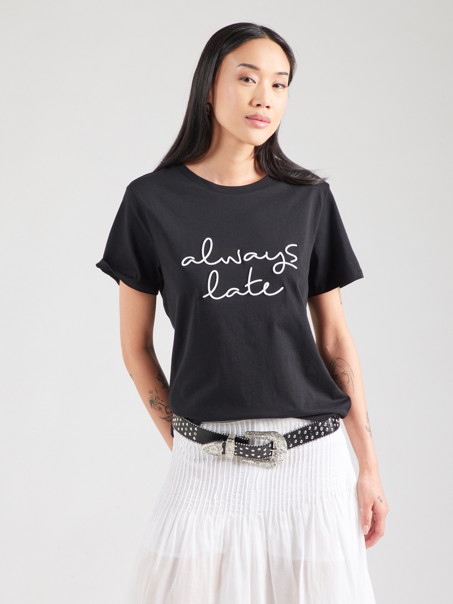 Thumbnail - CATWALK JUNKIE T-Shirt Always Late