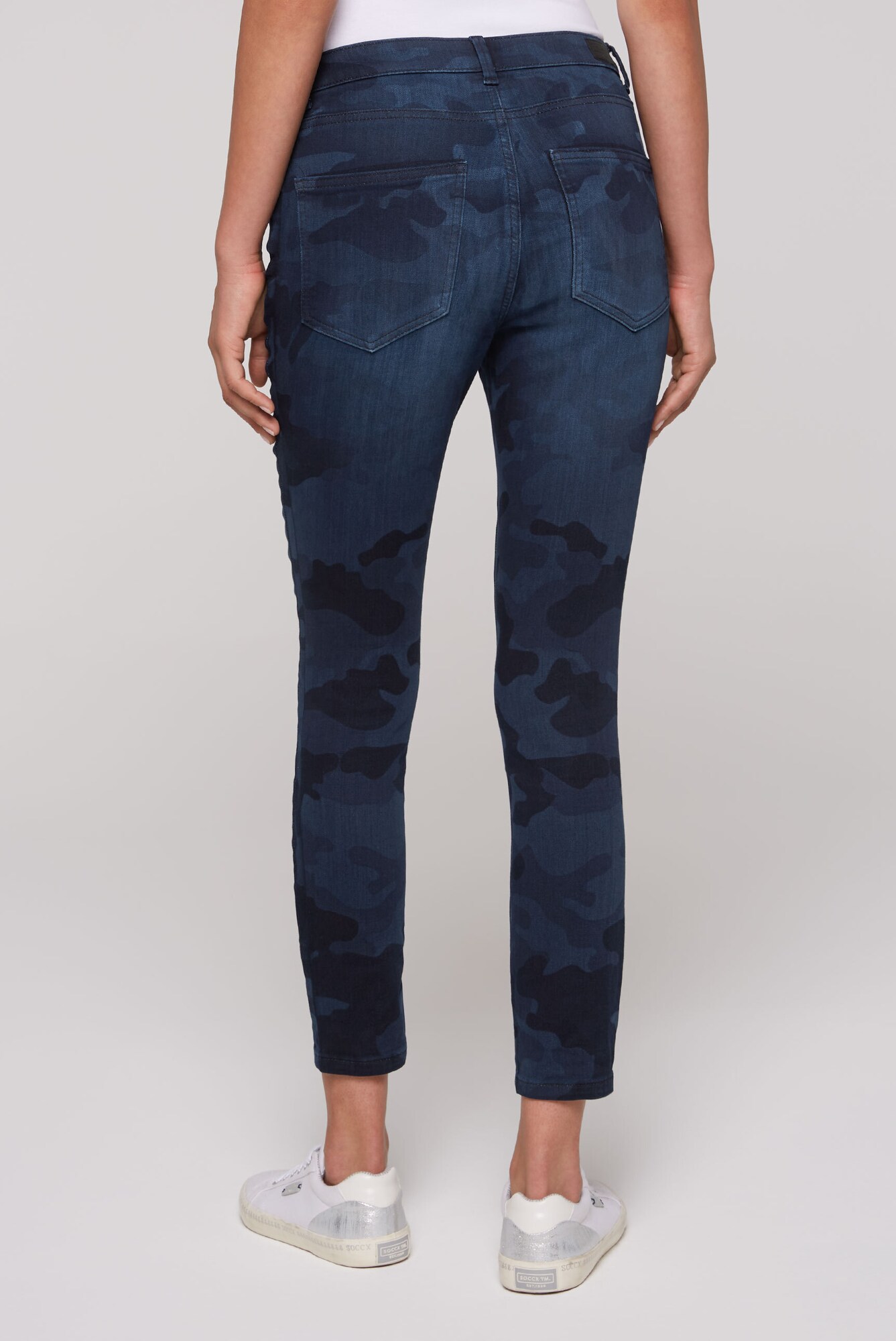 Thumbnail - Jeans