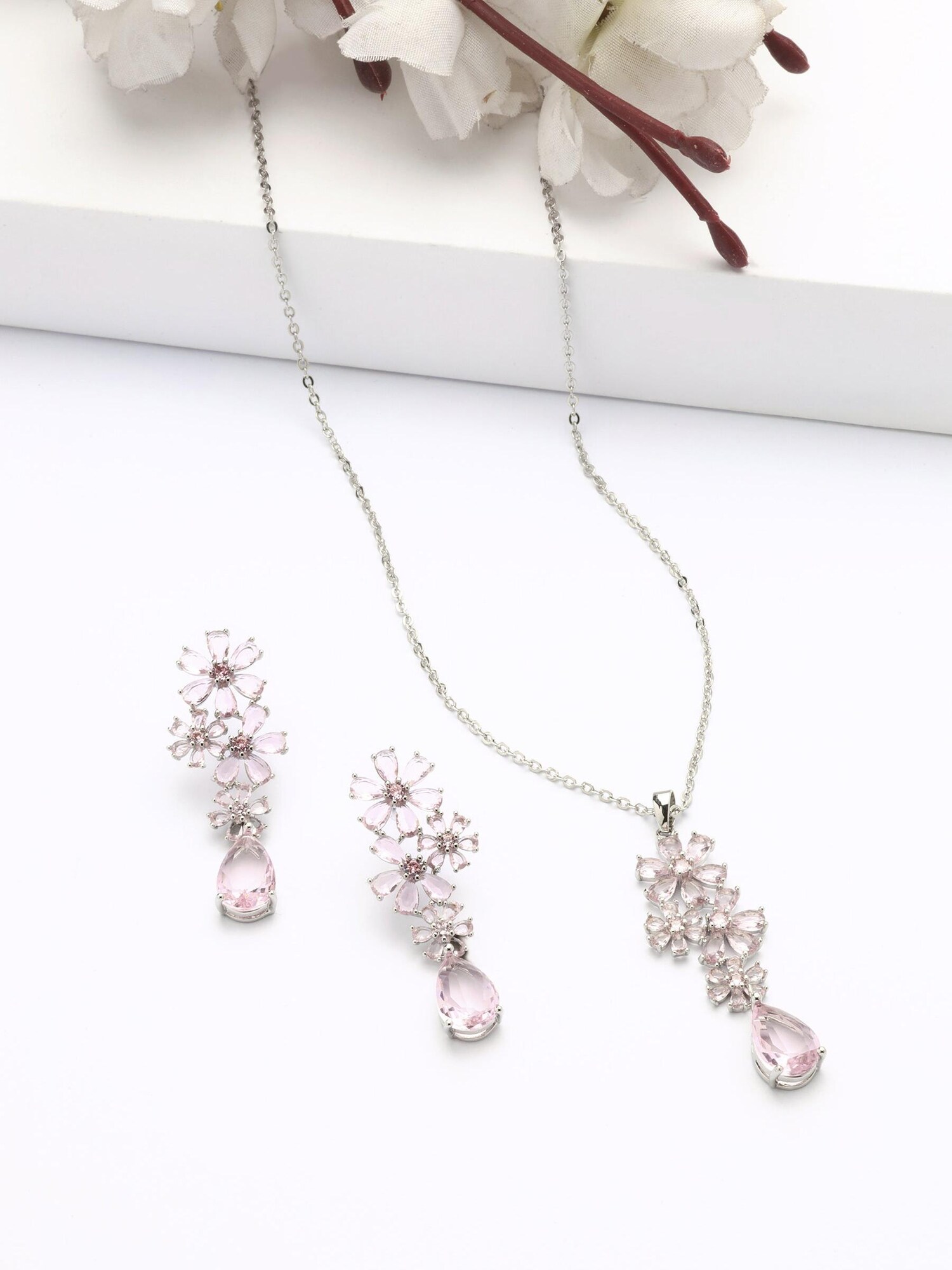 Thumbnail - AVANT-GARDE PARIS Schmuckset Renatala