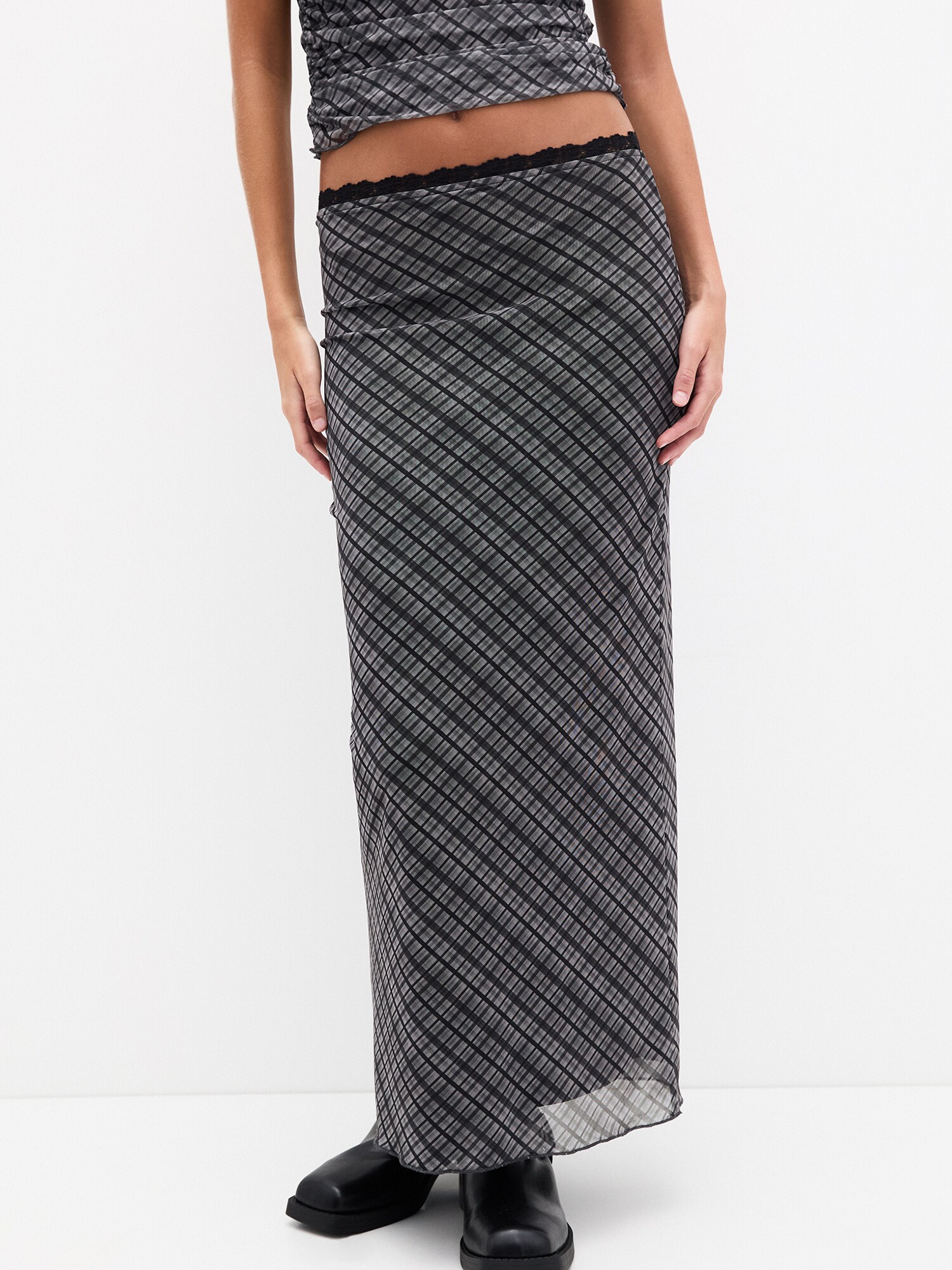Pull&Bear Szoknyák  szürke / világosszürke / sötétszürke termék 2. képe