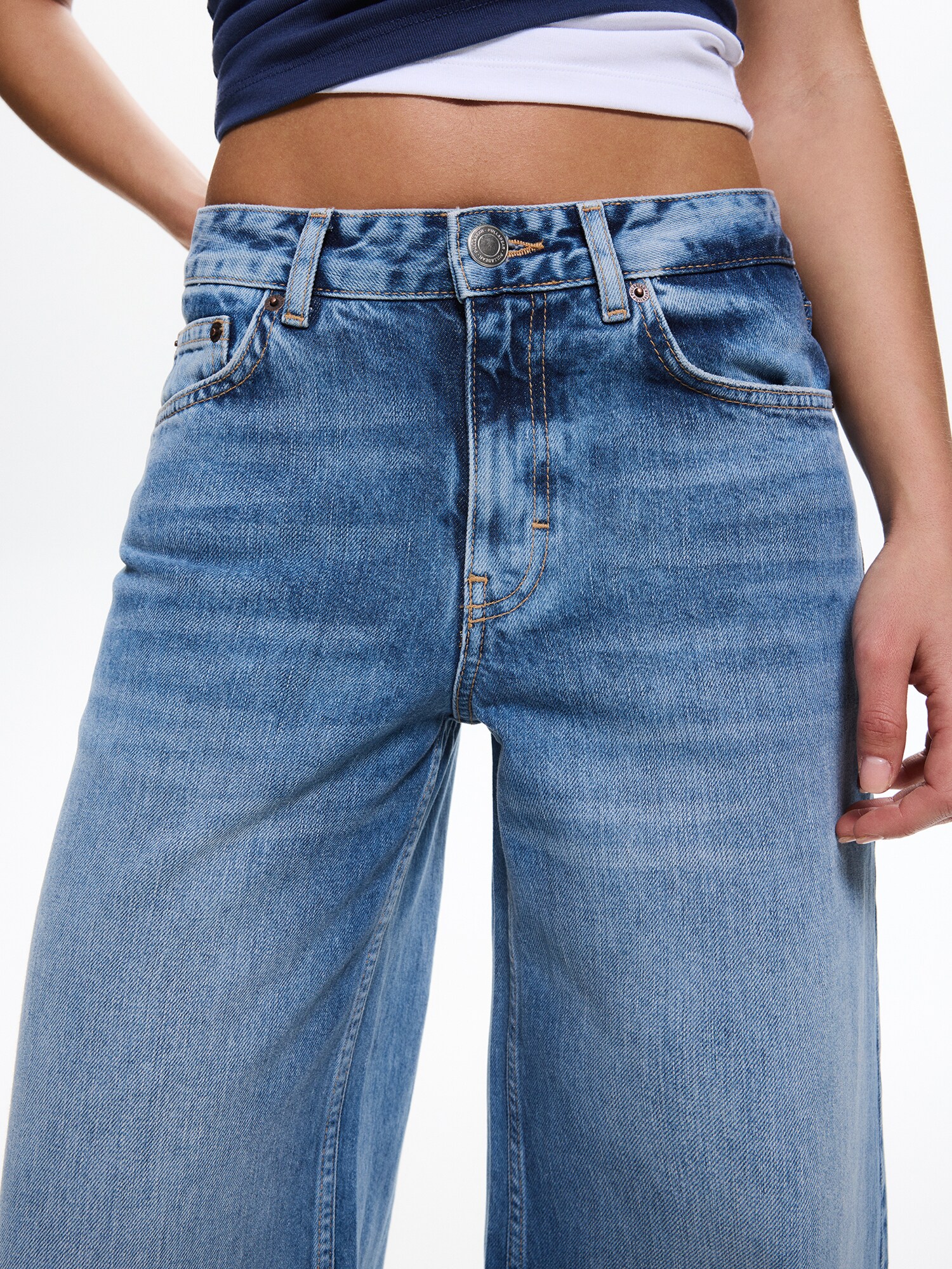 Thumbnail - Jeans